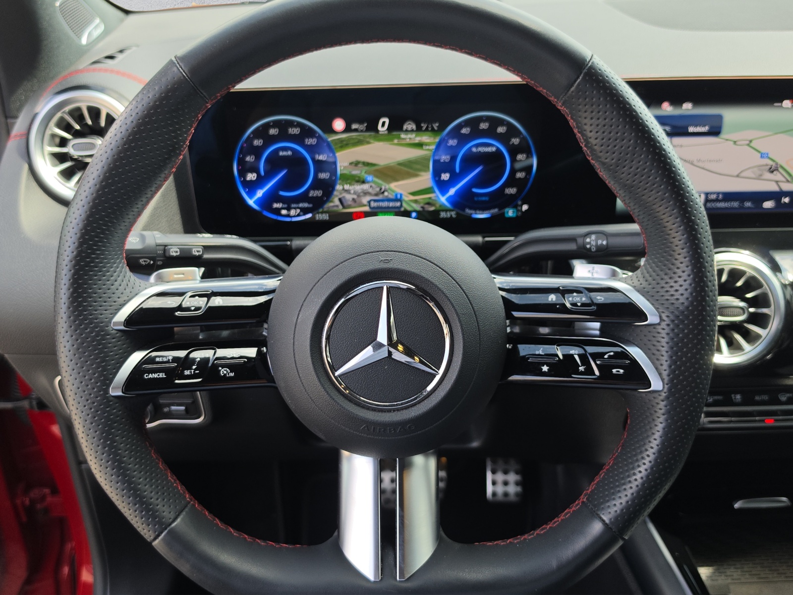 MERCEDES-BENZ EQA 350 66,5 kWh 4Matic AMG Line Excellence Edition-image-11