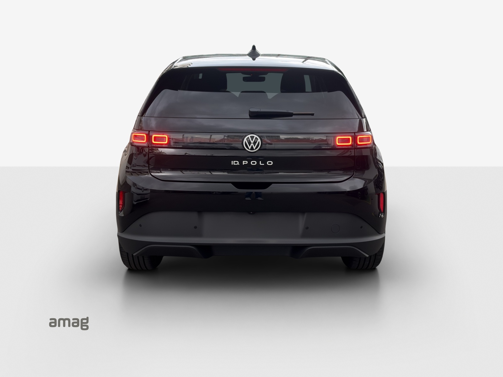 VW ID.Polo 52 kWh Life Edition One-showroom-element-3