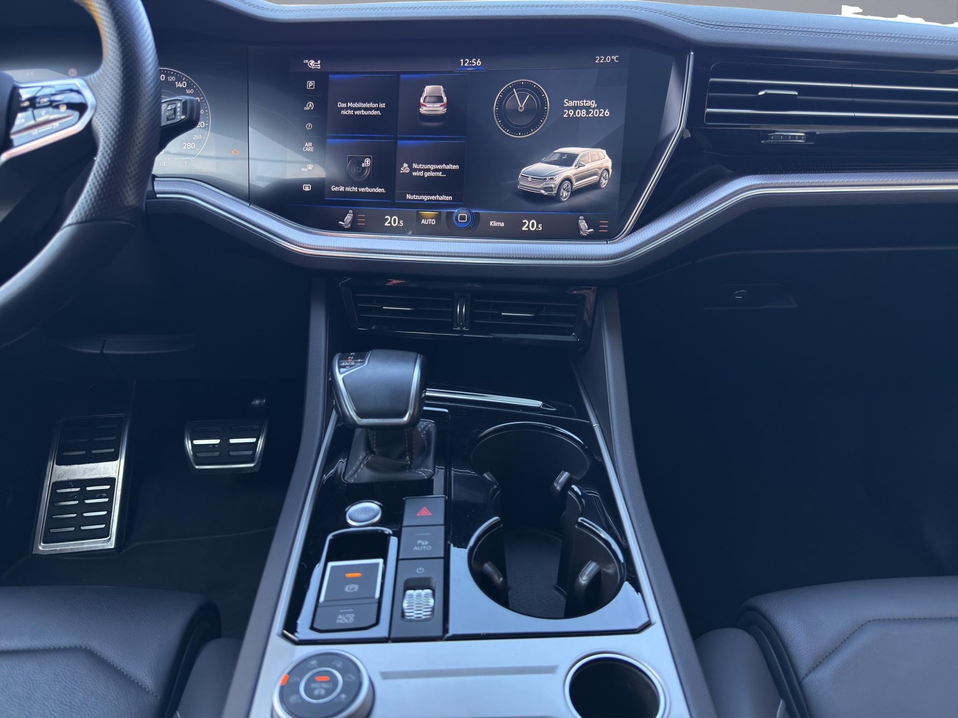VW Touareg 3.0 V6 TDI 286 R-Line-image-13