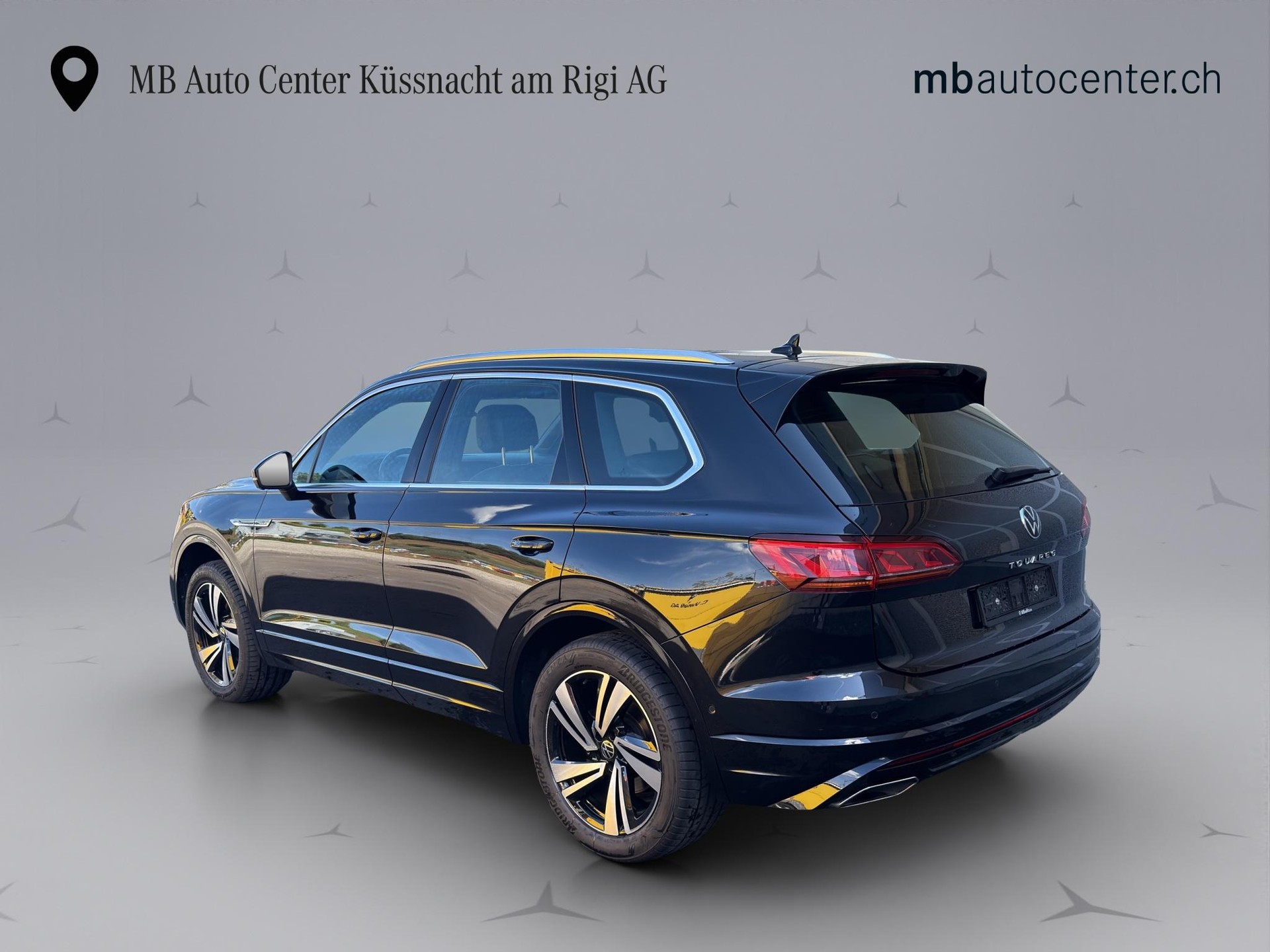 VW Touareg 3.0 V6 TDI 286 R-Line-showroom-element-3