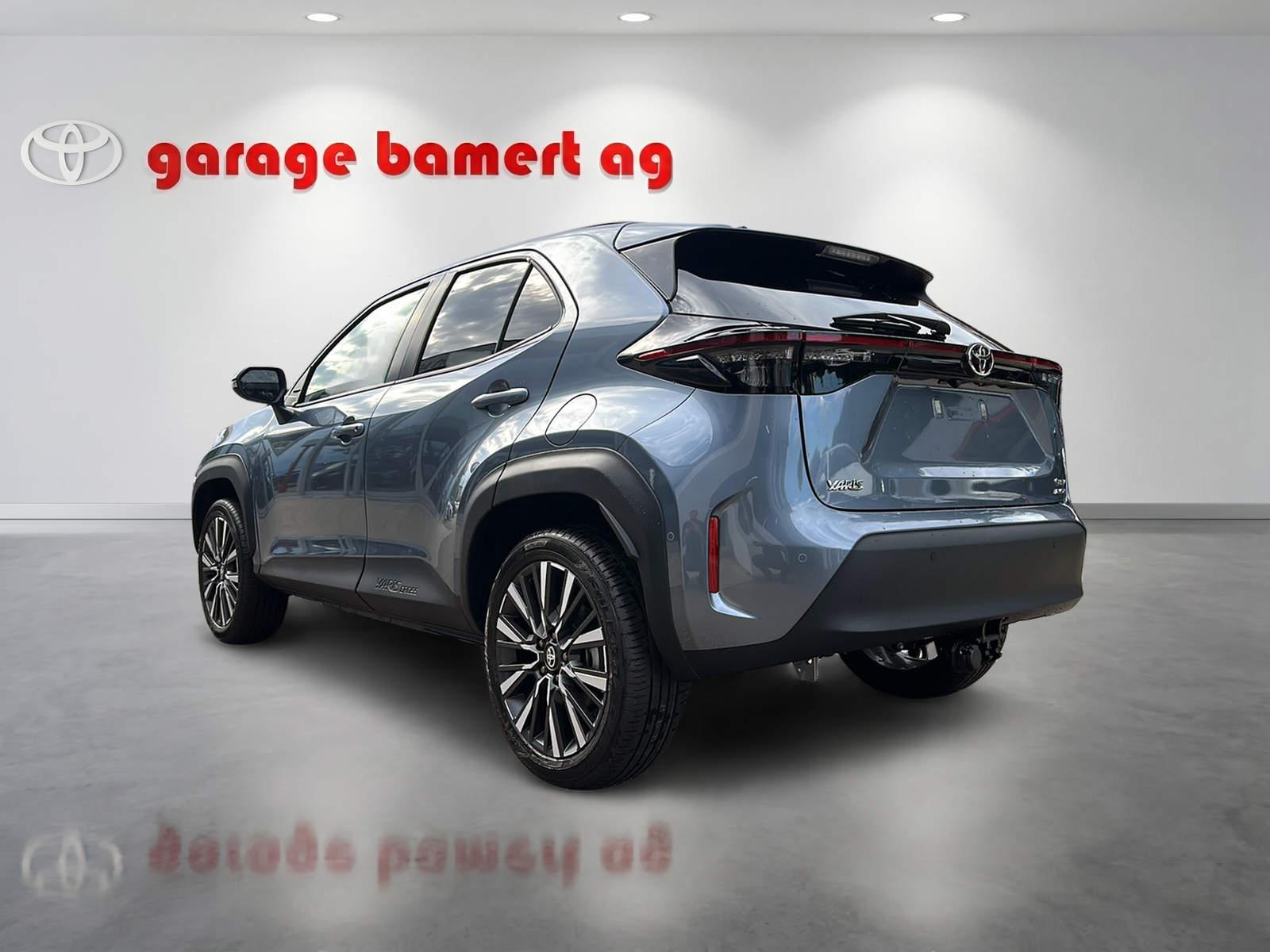TOYOTA Yaris Cross 1.5 VVT-i HSD Premium AWD-i-showroom-element-3