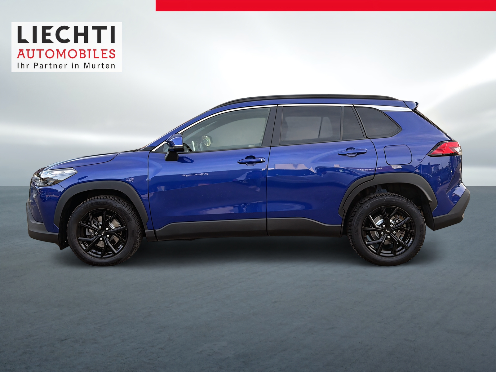 TOYOTA Corolla Cross 2.0 4WD Trend e-CVT-showroom-element-1