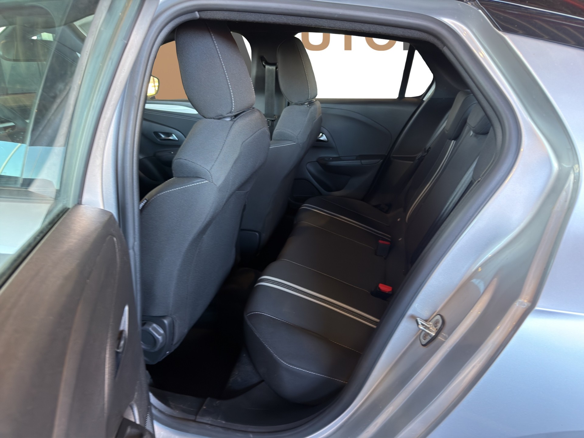 OPEL Corsa 1.2 T GS-image-16