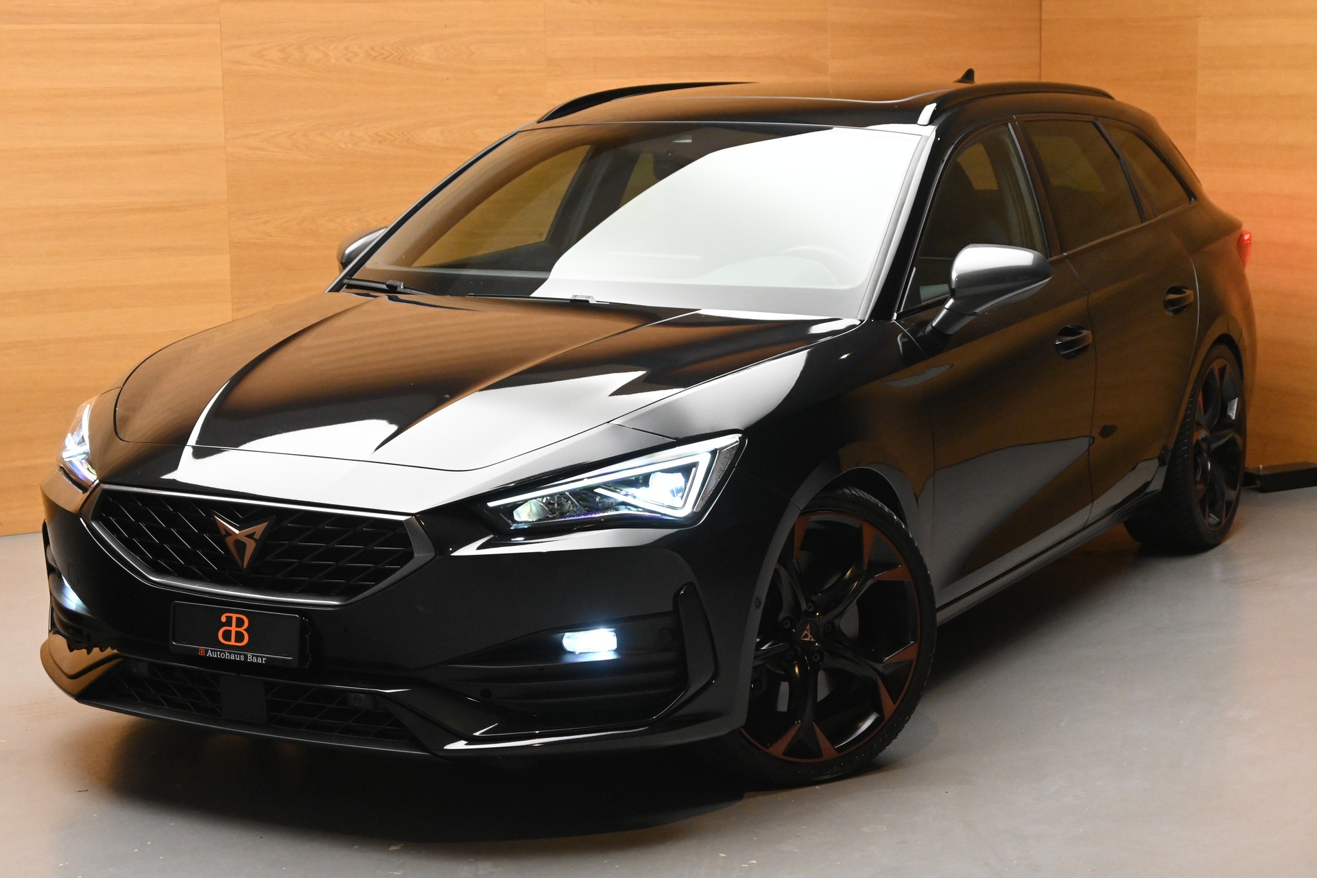 CUPRA LEON ST 2.0 TSI VZ DSG 4Drive