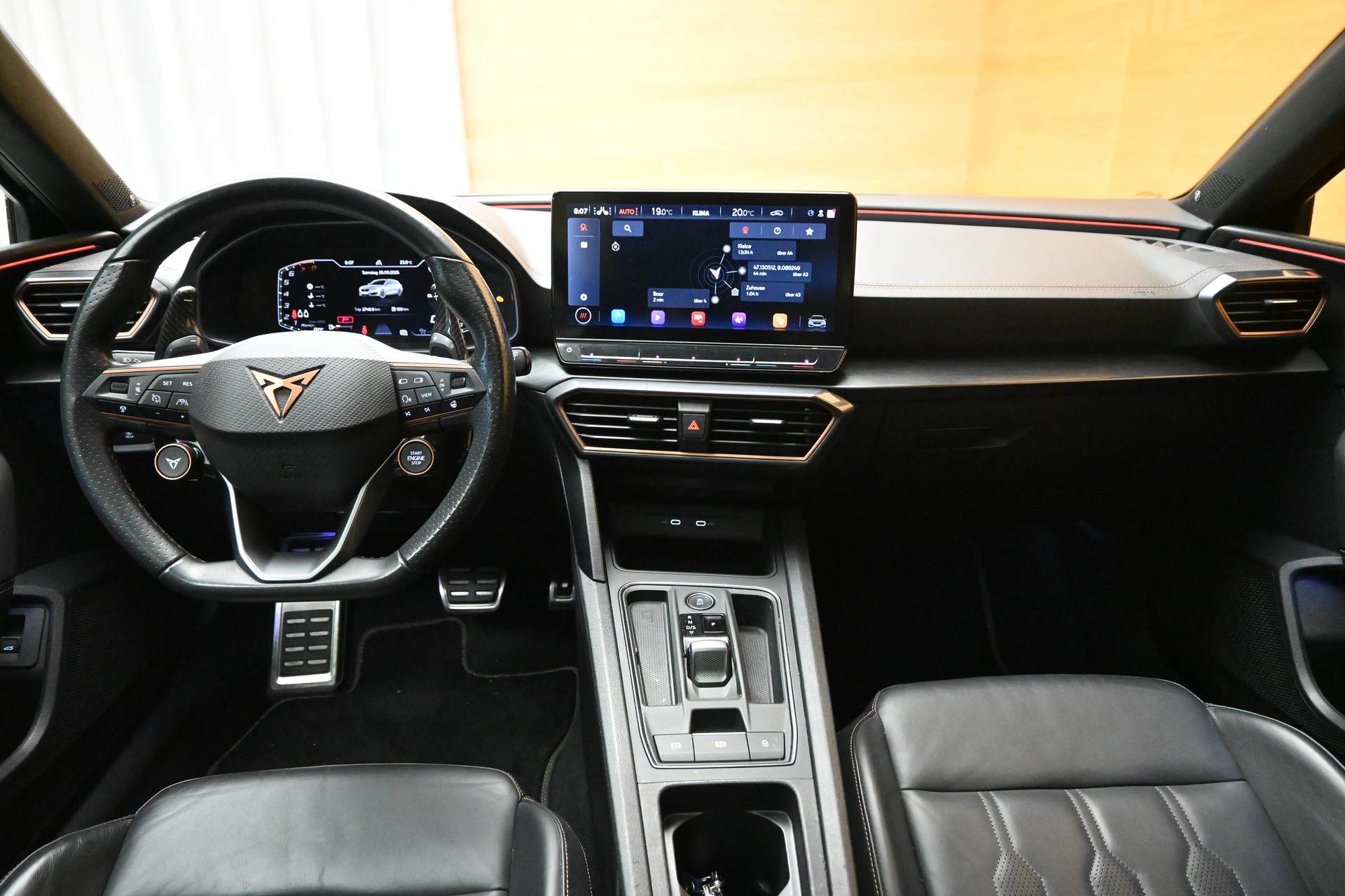 CUPRA LEON ST 2.0 TSI VZ DSG 4Drive-image-8