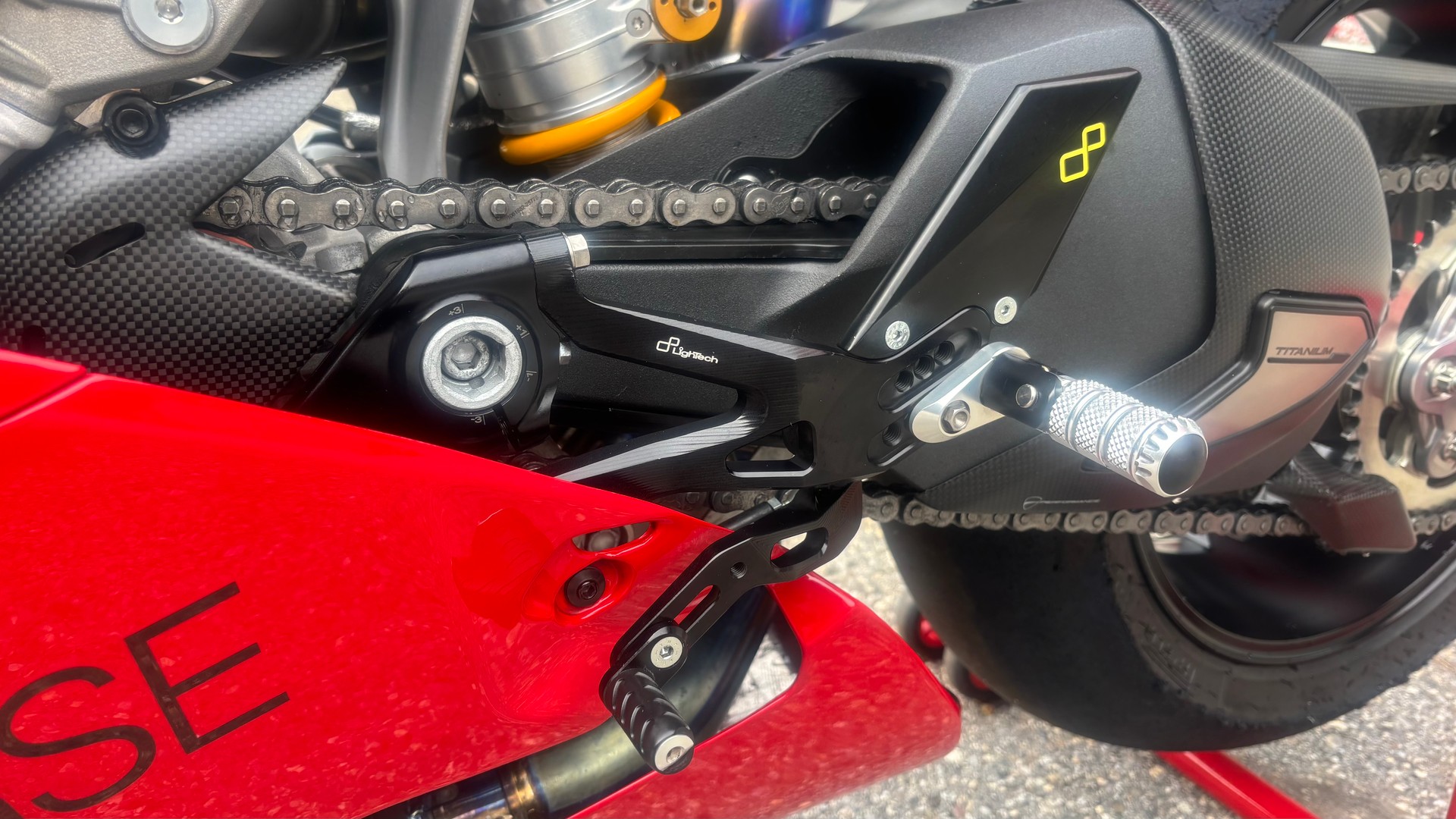 DUCATI Panigale V4 R-image-7
