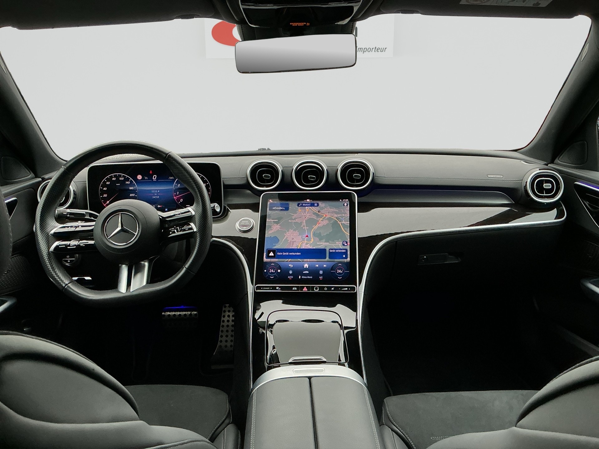 MERCEDES-BENZ C 180 AMG Line-image-14