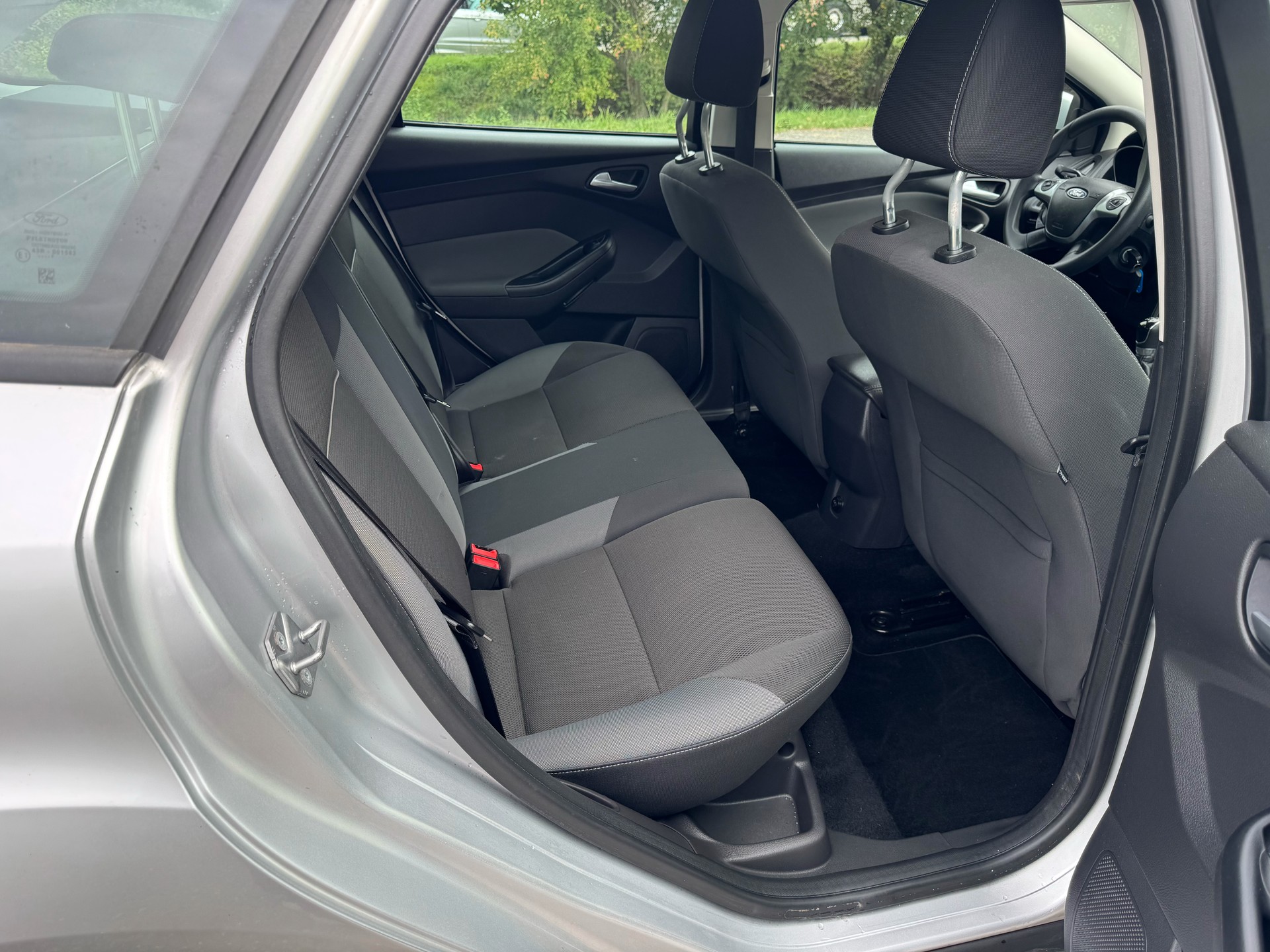 FORD Focus 1.6i VCT Carving-image-10