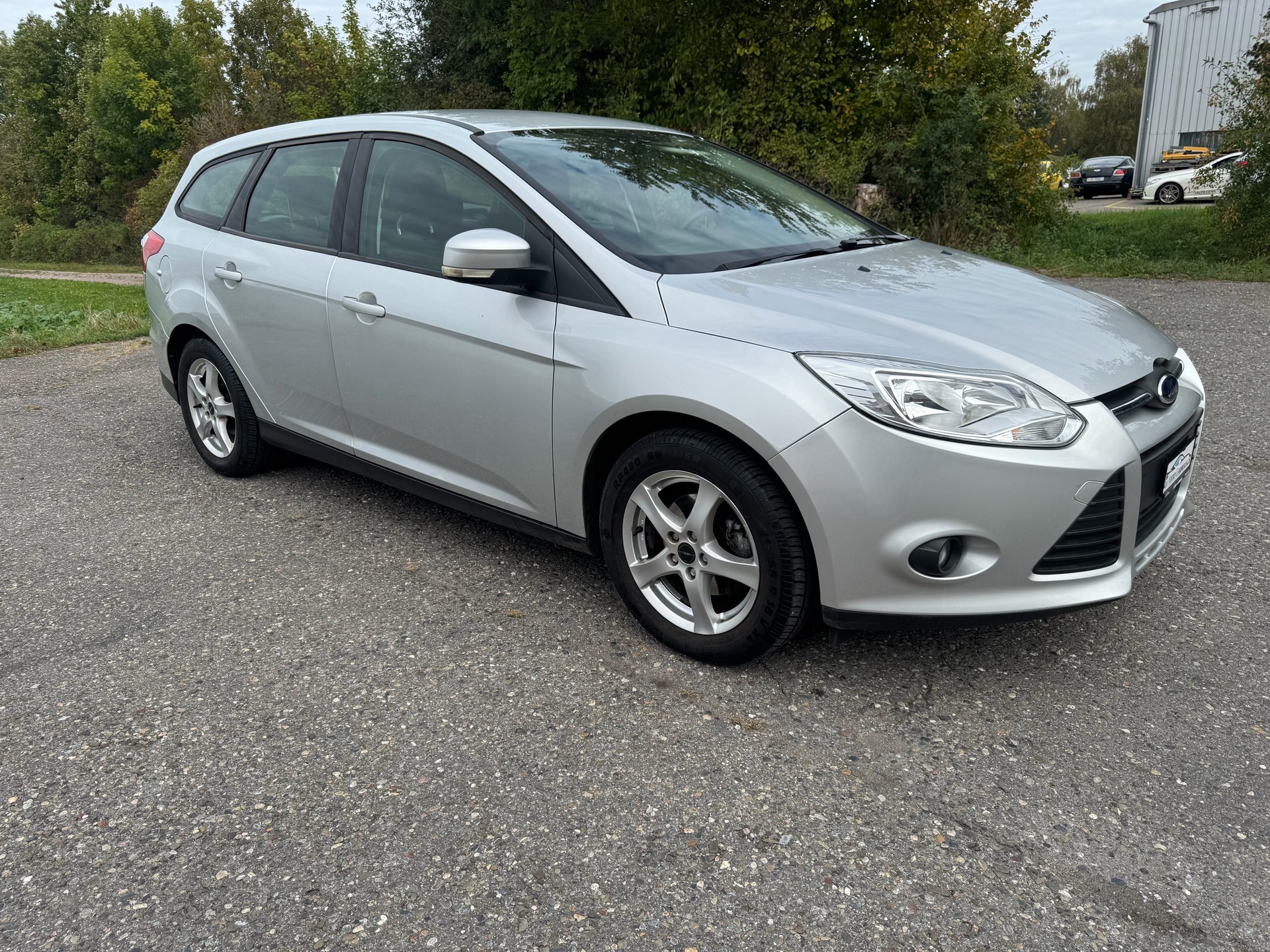 FORD Focus 1.6i VCT Carving-showroom-element-1