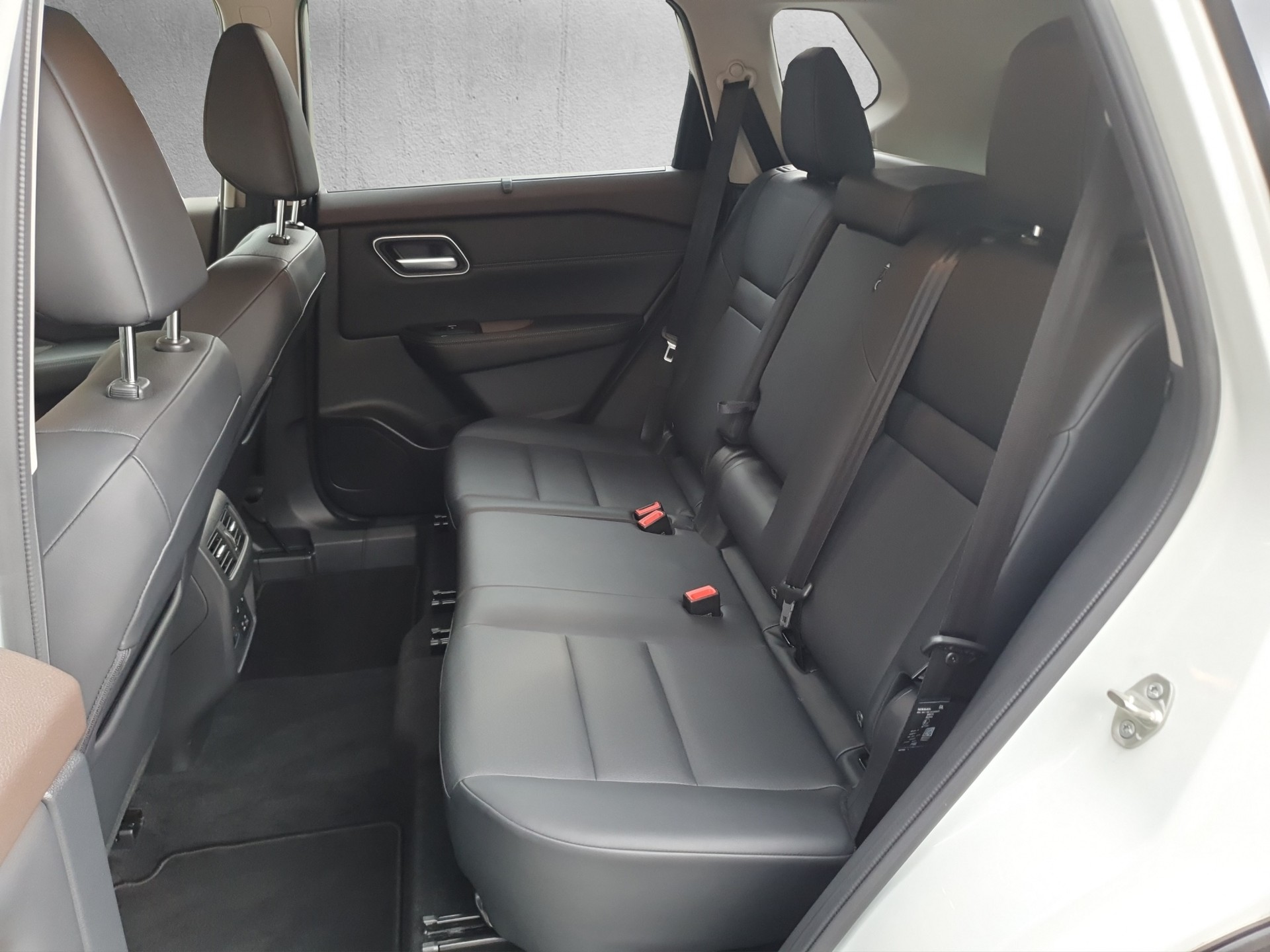 NISSAN X-Trail 1.5 VC-T e-Power 4WD 7 Sitze Tekna-image-10