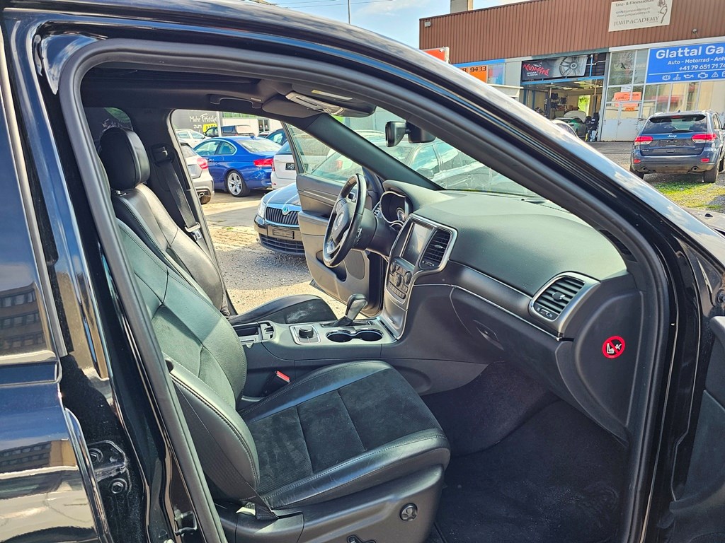 JEEP Grand Cherokee 3.0 CRD Night Eagle Automatic-image-5