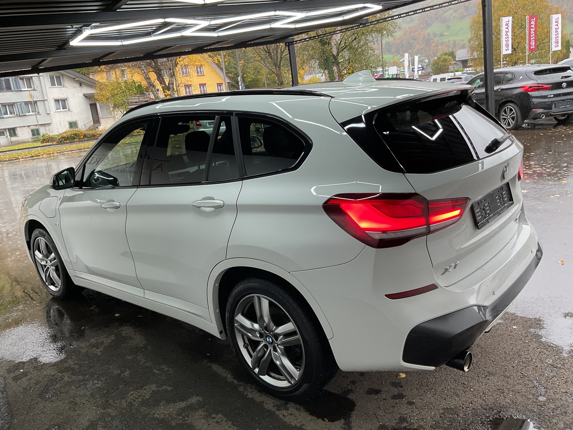 BMW X1 xDrive 25e M Sport Steptronic-showroom-element-3