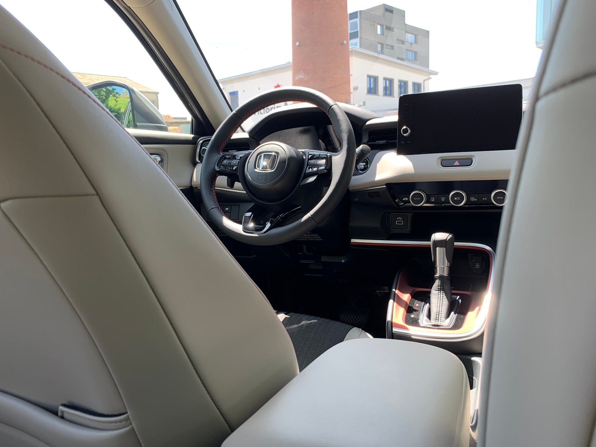 HONDA HR-V 1.5i-MMD Advance Style CVT-image-7