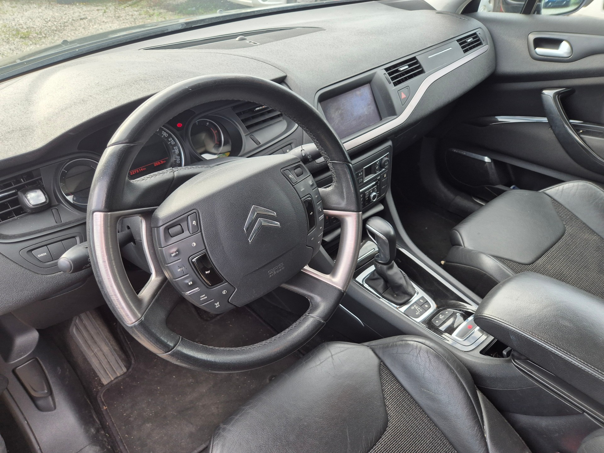 CITROEN C5 Berline 2.0 HDi Exclusive Automatic-image-8