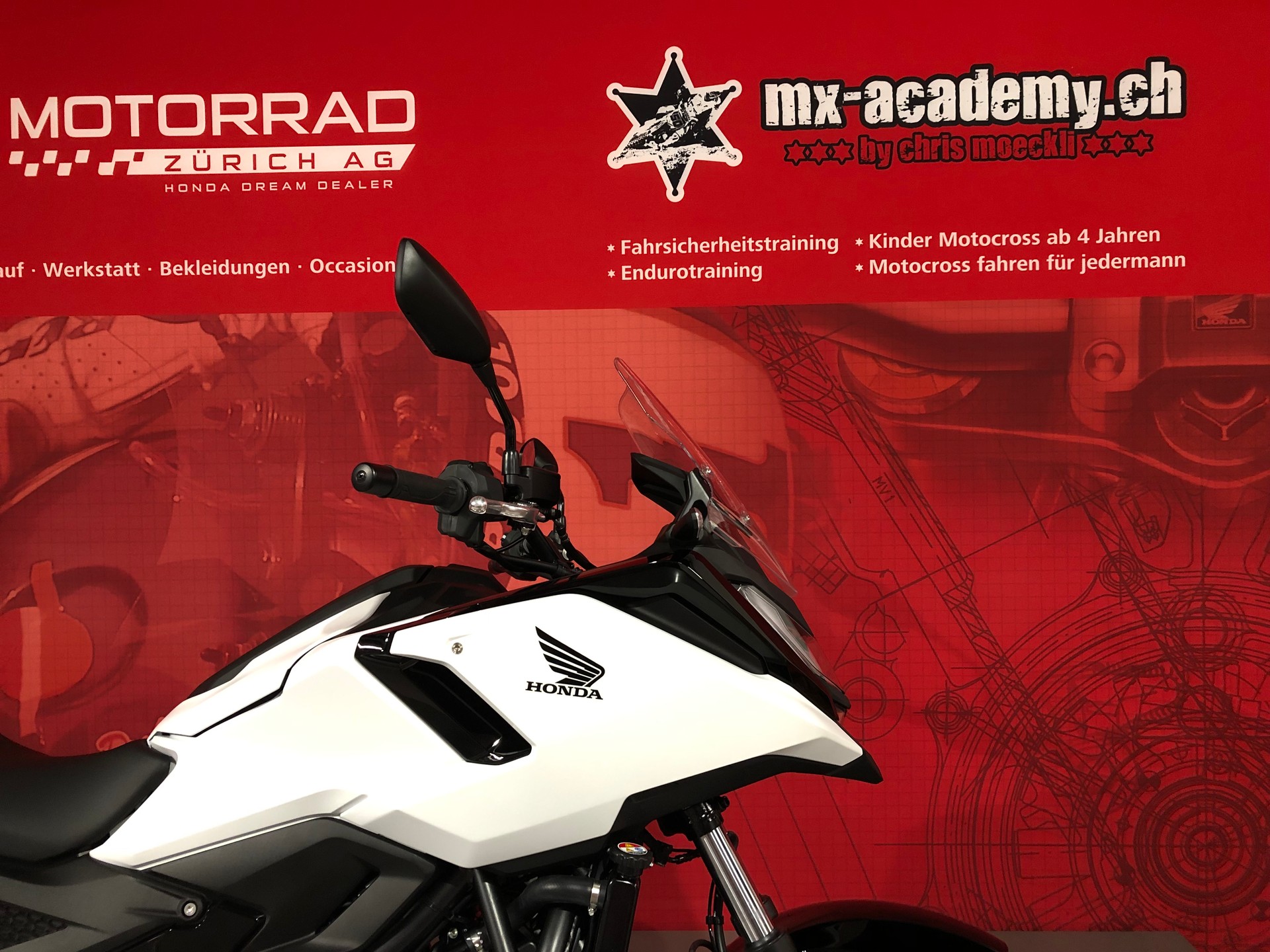 HONDA NC 750 - 6Gang - Modell 2025 *Neufahrzeug*-image-2