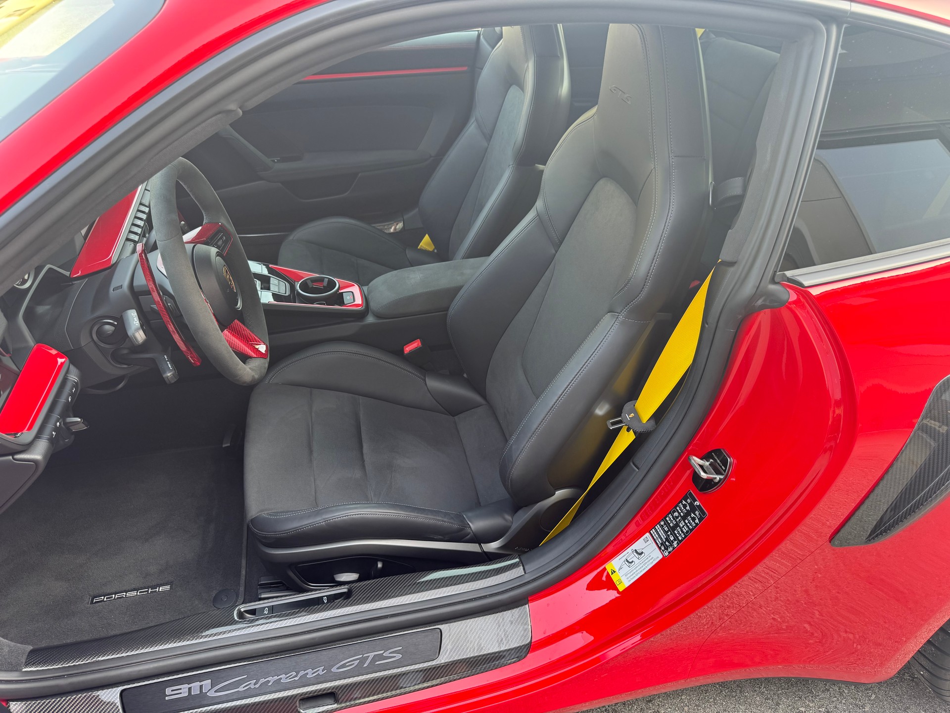 PORSCHE 911 Carrera GTS PDK-image-9