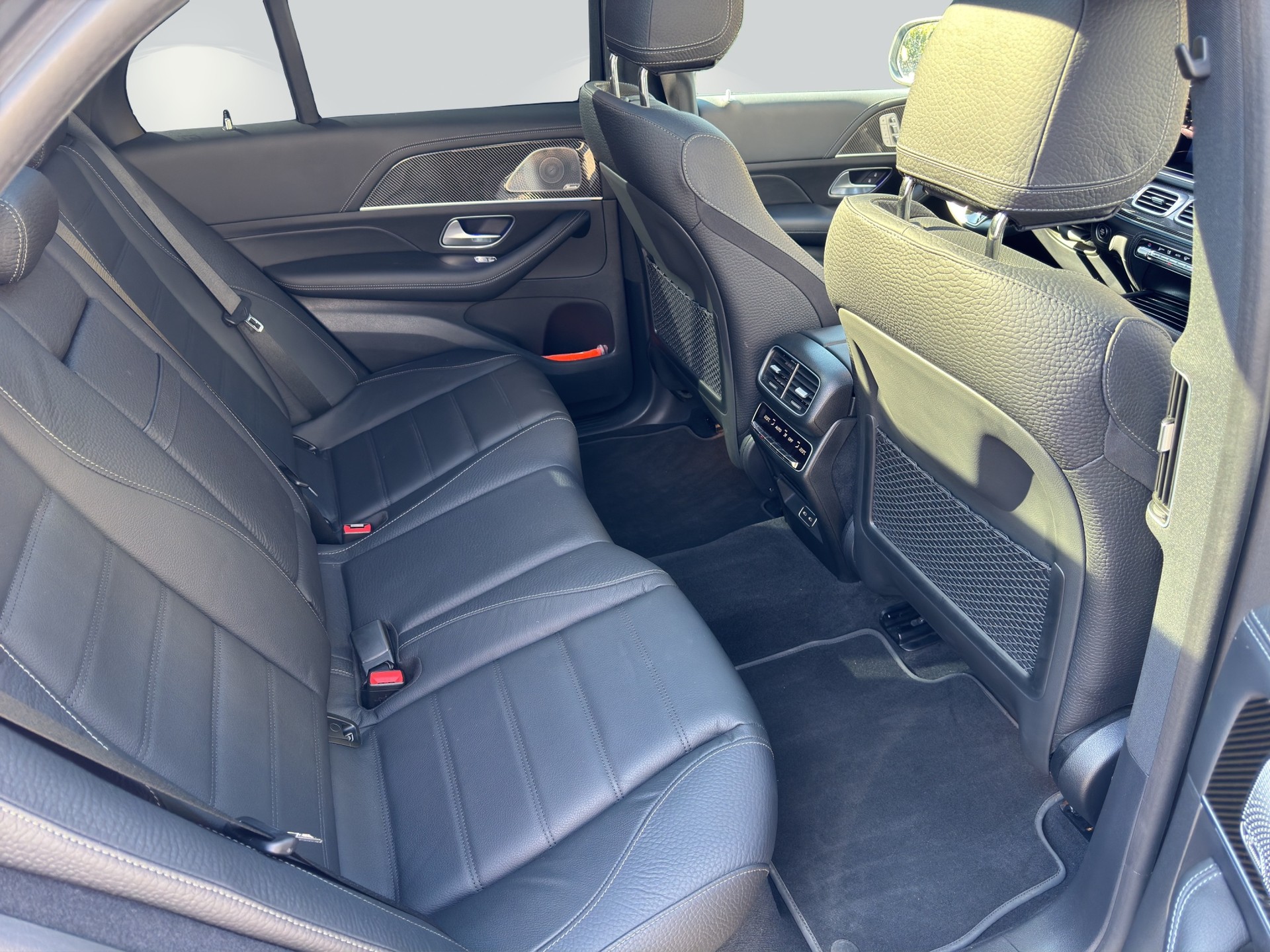 MERCEDES-BENZ GLE 400 e 4M 9G-Tronic-image-10