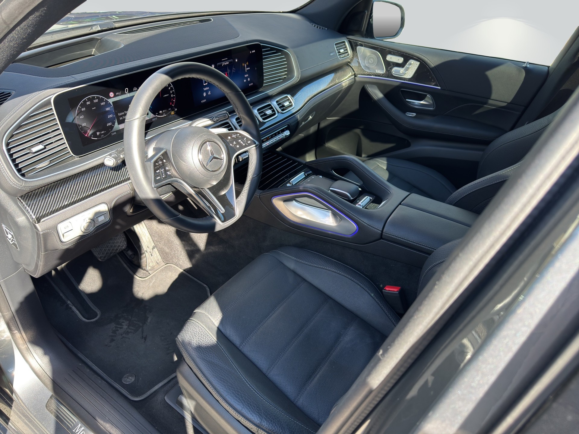 MERCEDES-BENZ GLE 400 e 4M 9G-Tronic-image-6