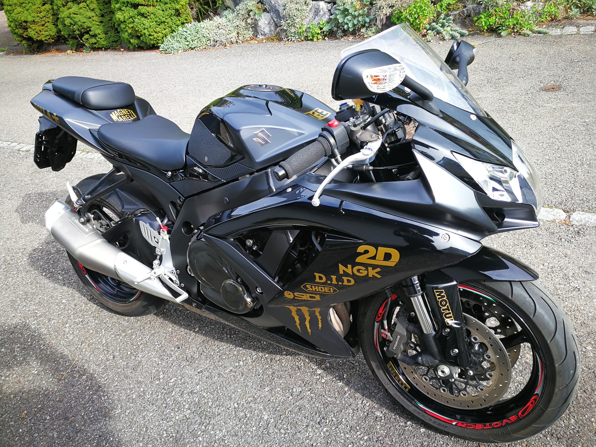 SUZUKI GSX-R 750 K9-image-2