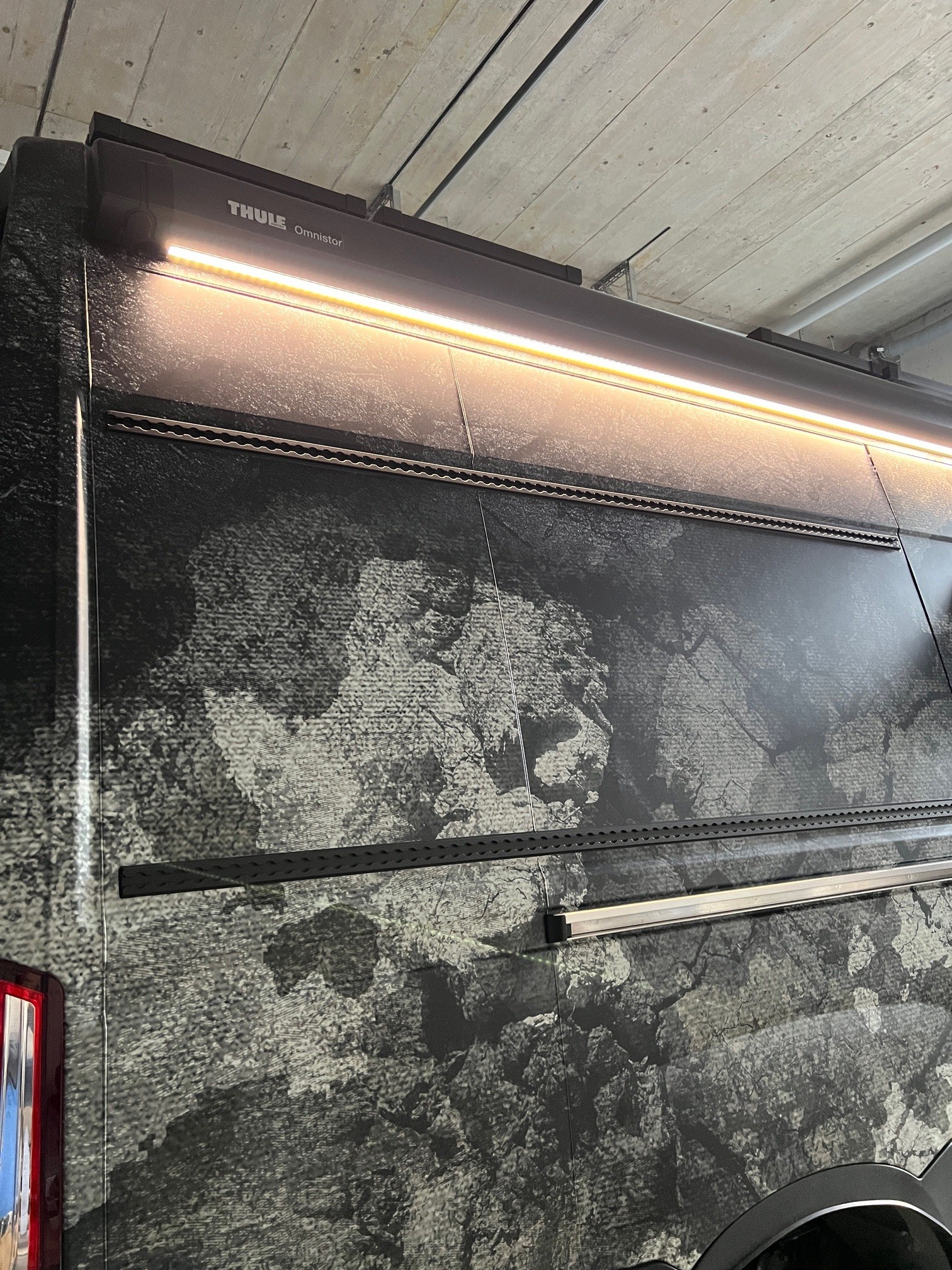 IVECO 55S18 HW Daily-image-9