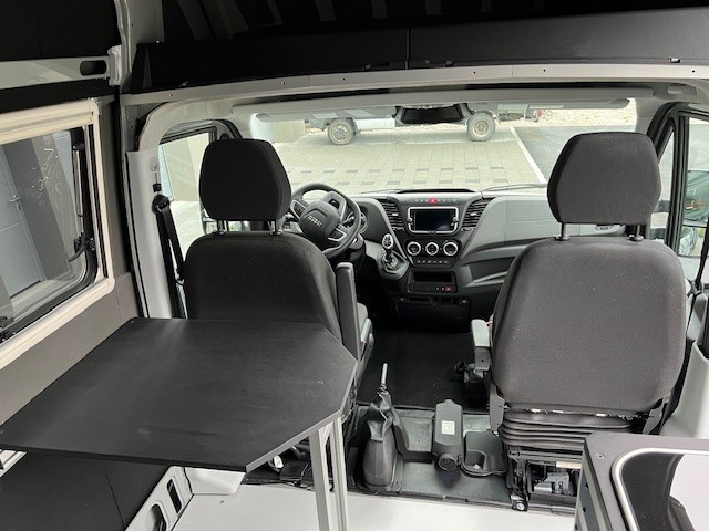 IVECO 55S18 HW Daily-image-11