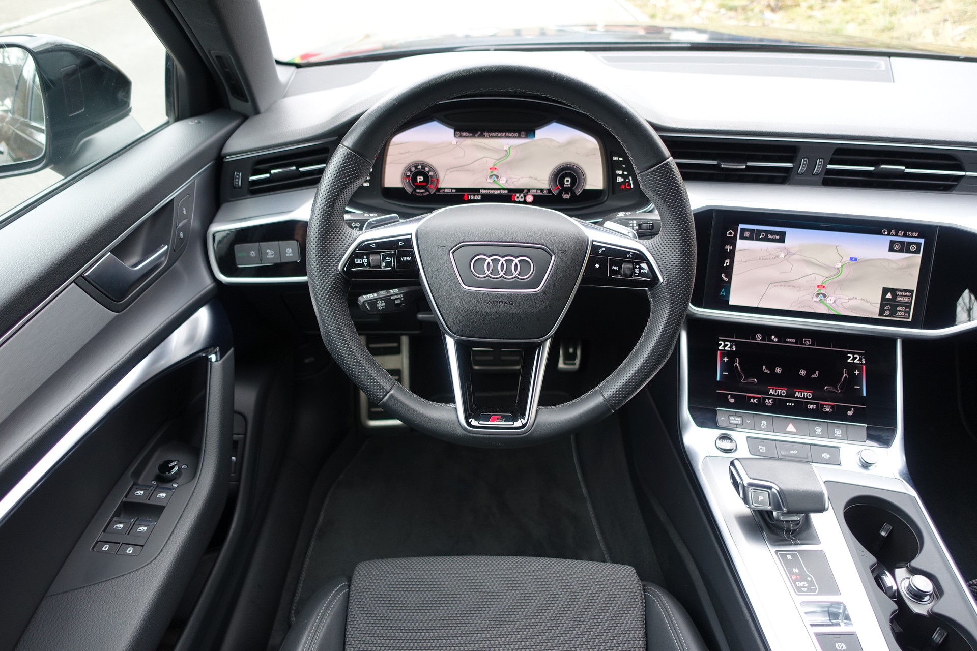 AUDI A6 45 TFSI S line S-tronic quattro-image-3
