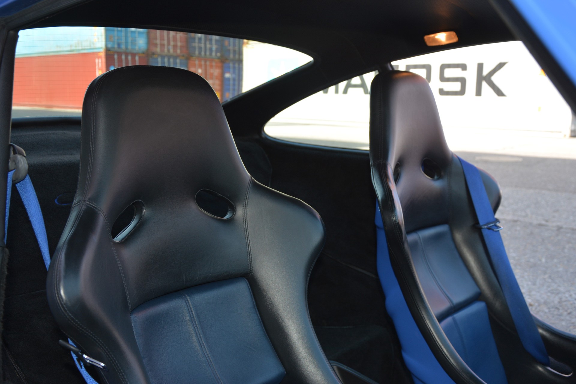 PORSCHE 911 Coupé 3.6 Carrera 2 RS-image-13