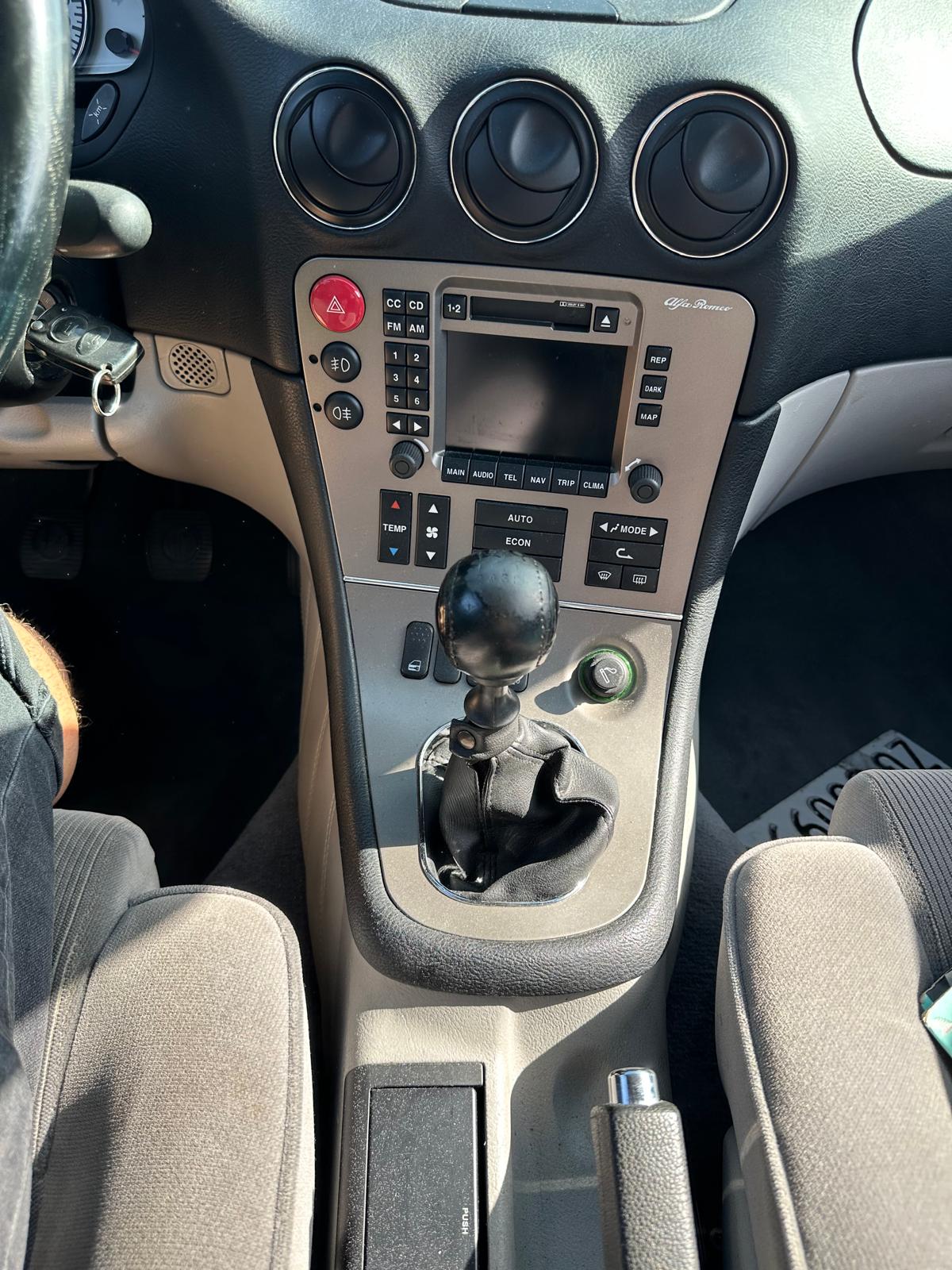 ALFA ROMEO 2.0 TS-image-15