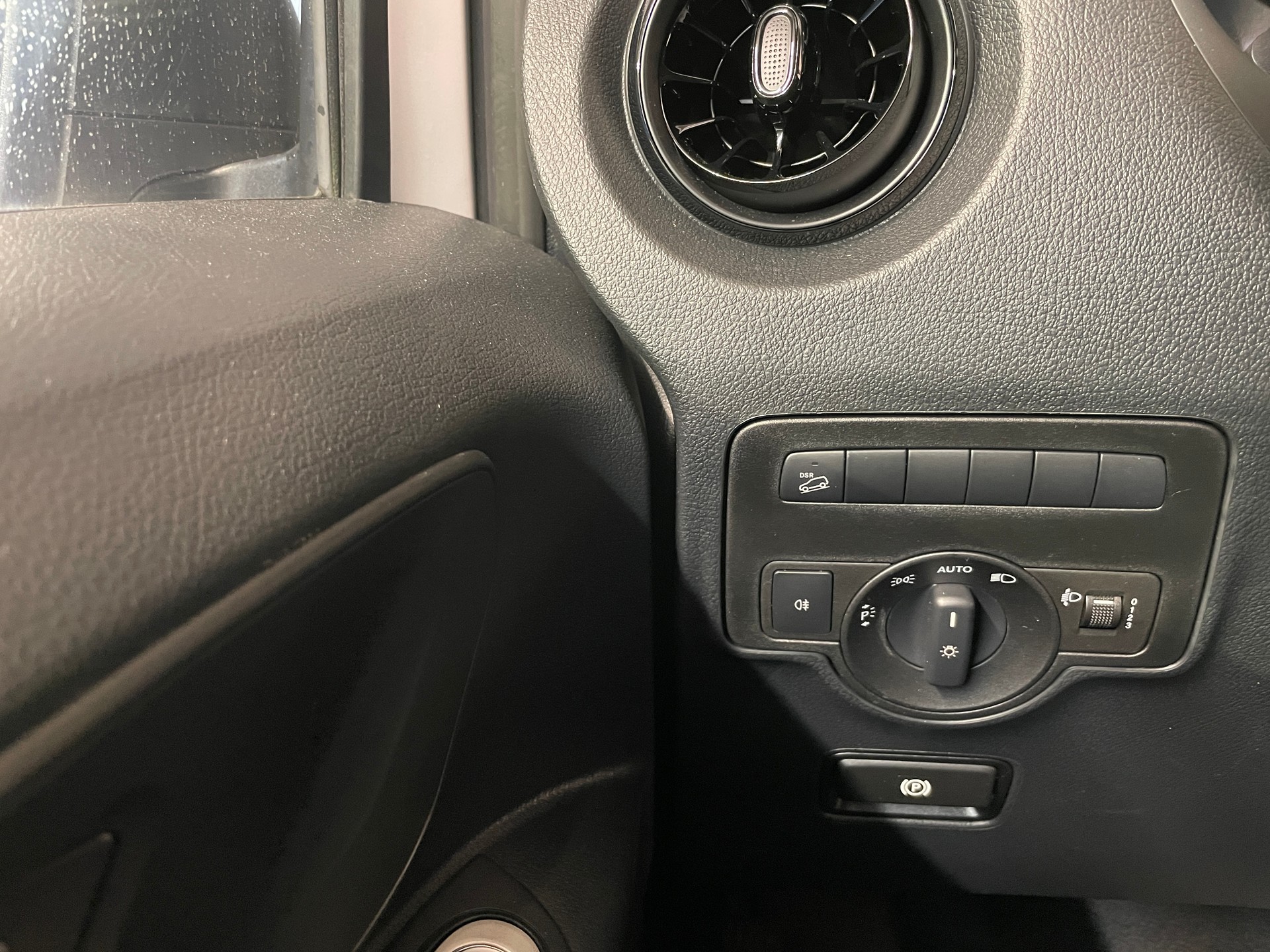 MERCEDES-BENZ Vito 114 CDI Lang 9G-Tronic 4M Base ALLRAD-image-22