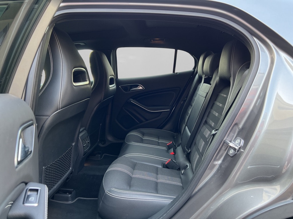 MERCEDES-BENZ GLA 200 – Pack Night – KEYLESS – Caméra – Angle mort-image-10