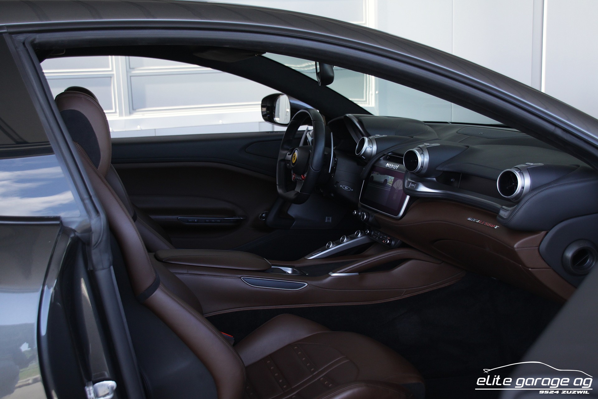 FERRARI GTC 4 Lusso T-image-15