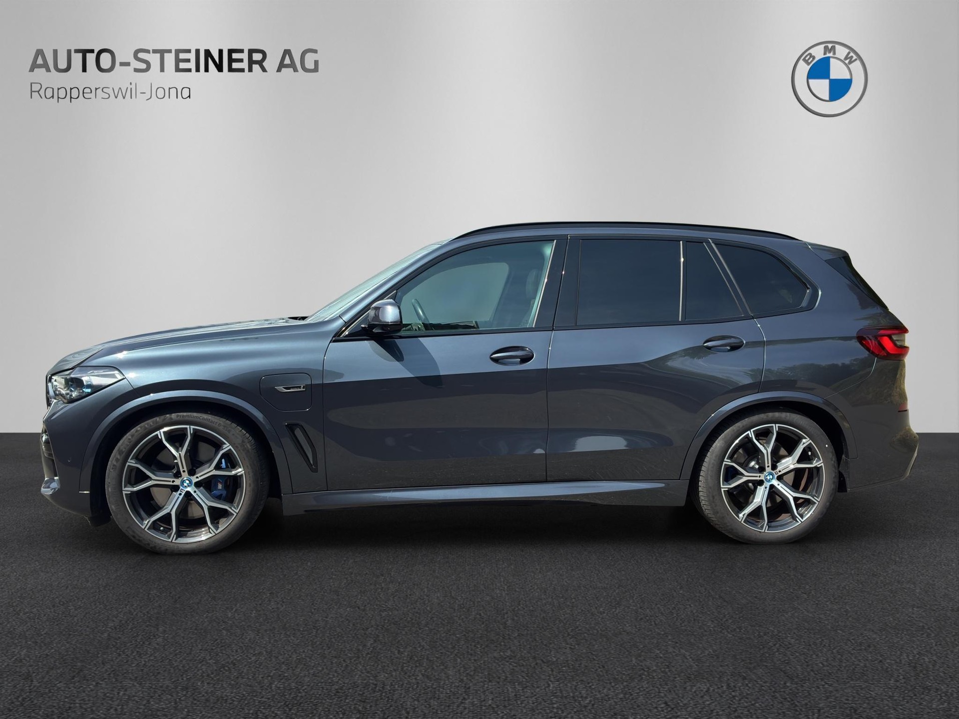 BMW X5 xDrive 45e M Sport Steptronic-showroom-element-1