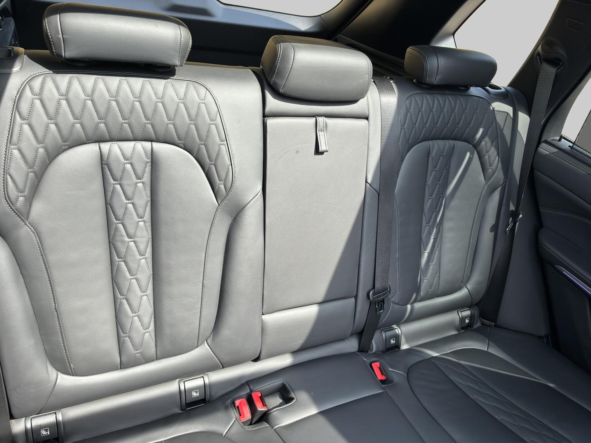 BMW X5 xDrive 45e M Sport Steptronic-image-18