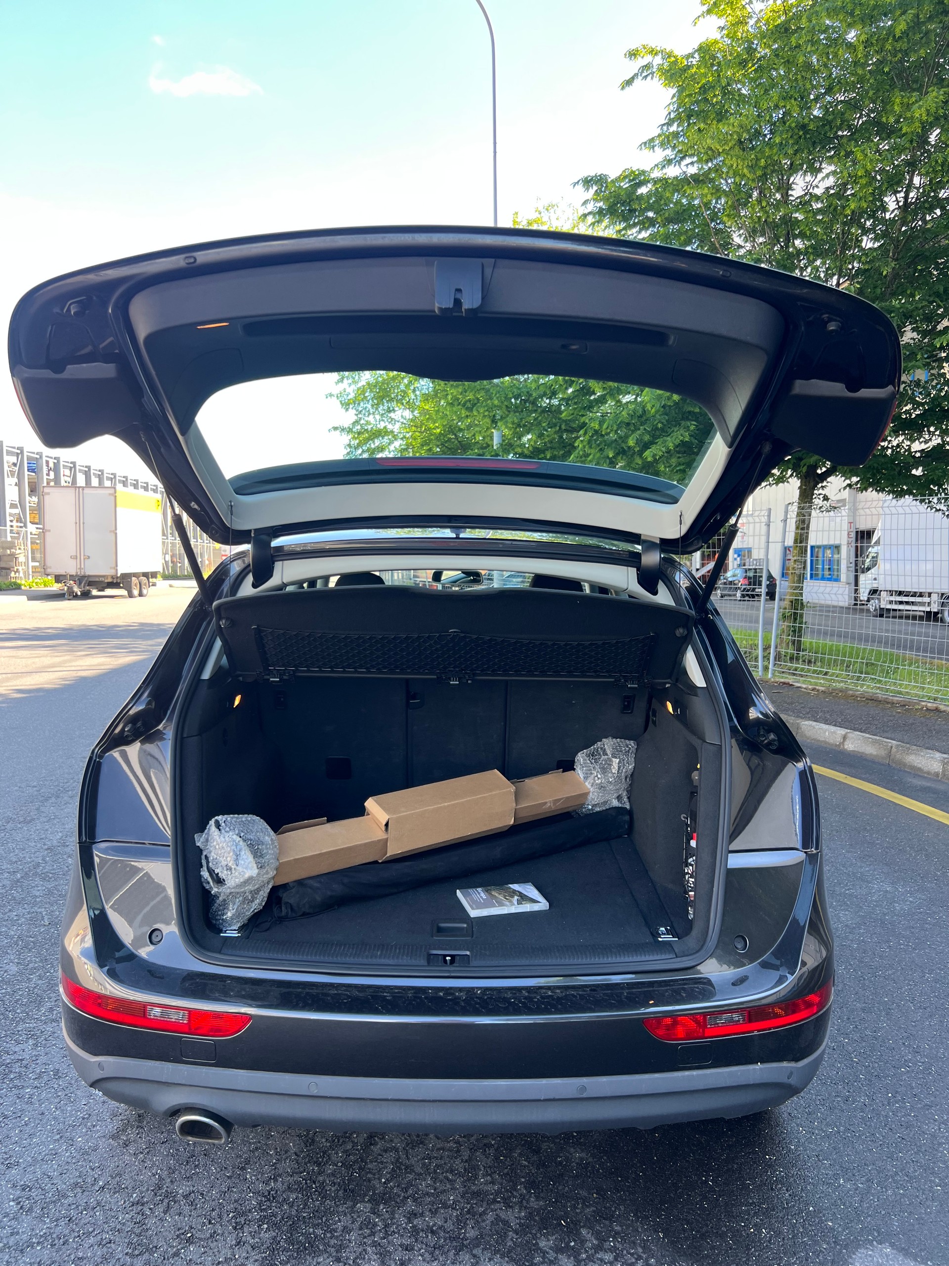 AUDI Q5 2.0 TDI quattro S-tronic-image-15
