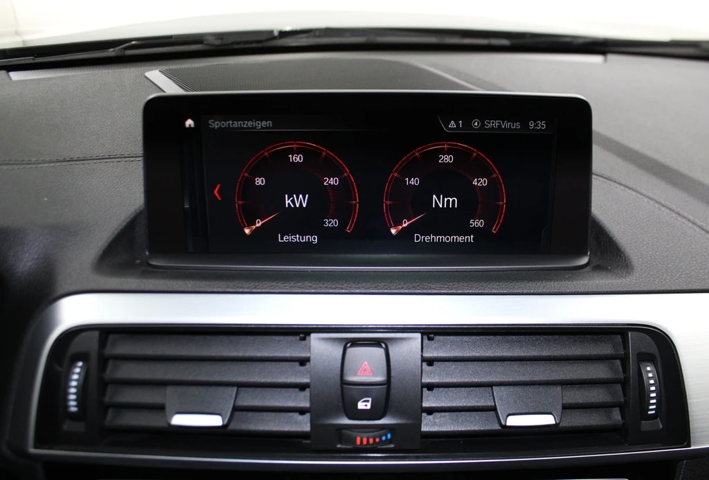 BMW M140i xDrive Steptronic Special Edition Paket / CH-Fahrzeug/ Ohne OPF-image-23