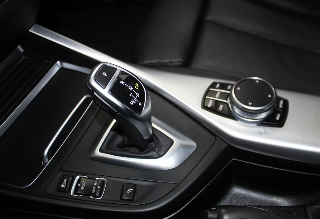 BMW M140i xDrive Steptronic Special Edition Paket / CH-Fahrzeug/ Ohne OPF-image-14