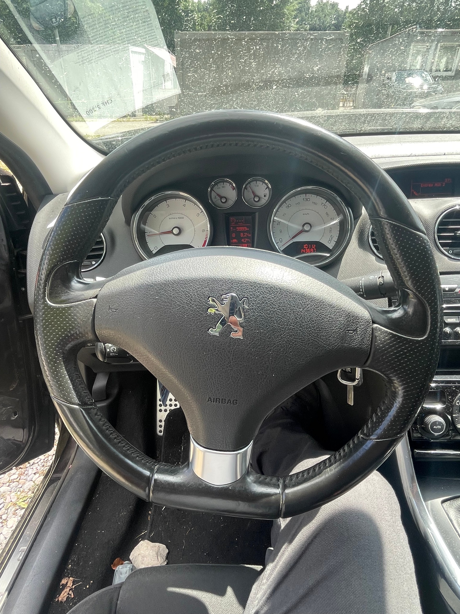 PEUGEOT 308 CC 1.6 16V Turbo Sport Pack-image-7