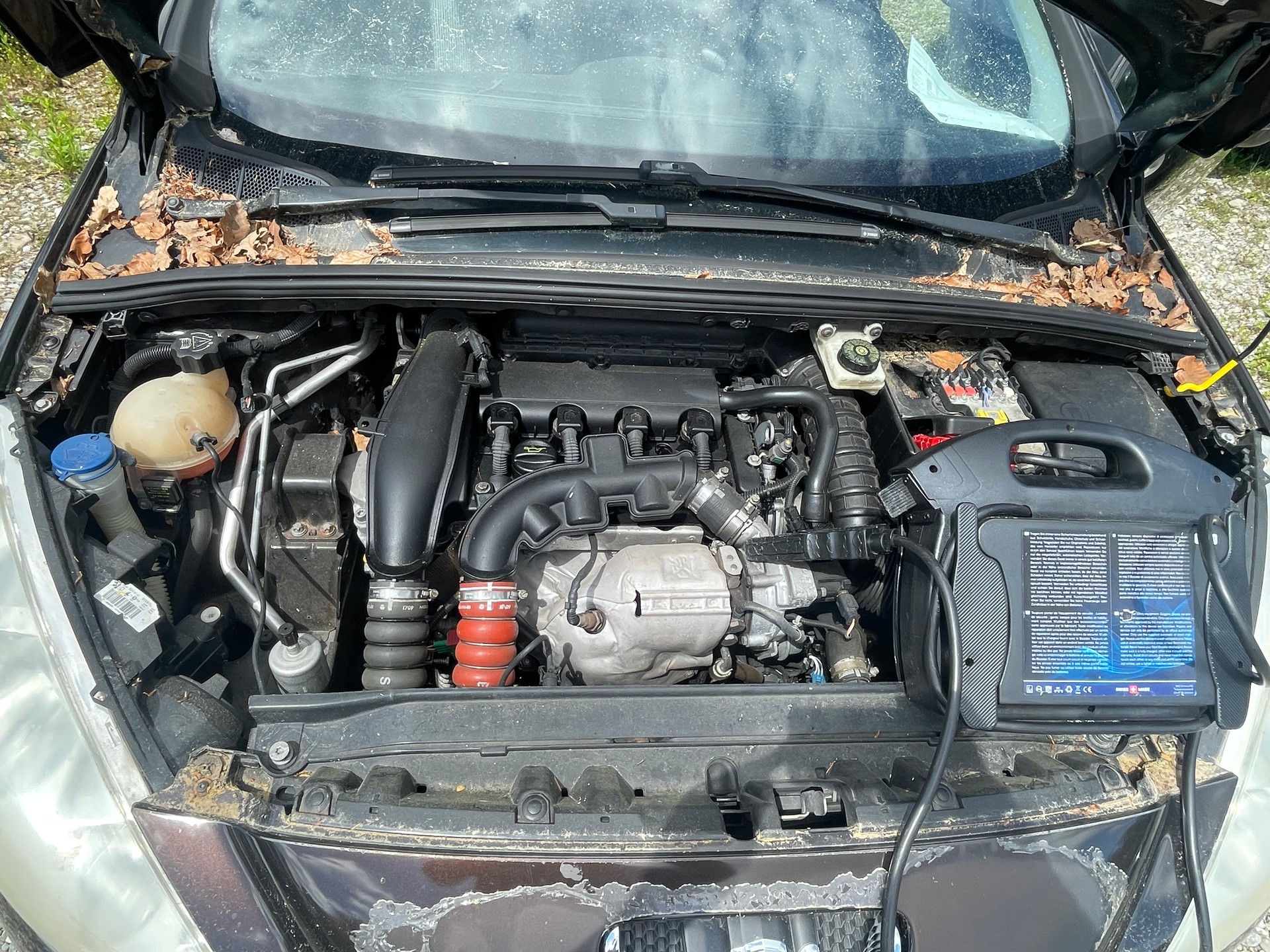 PEUGEOT 308 CC 1.6 16V Turbo Sport Pack-image-2