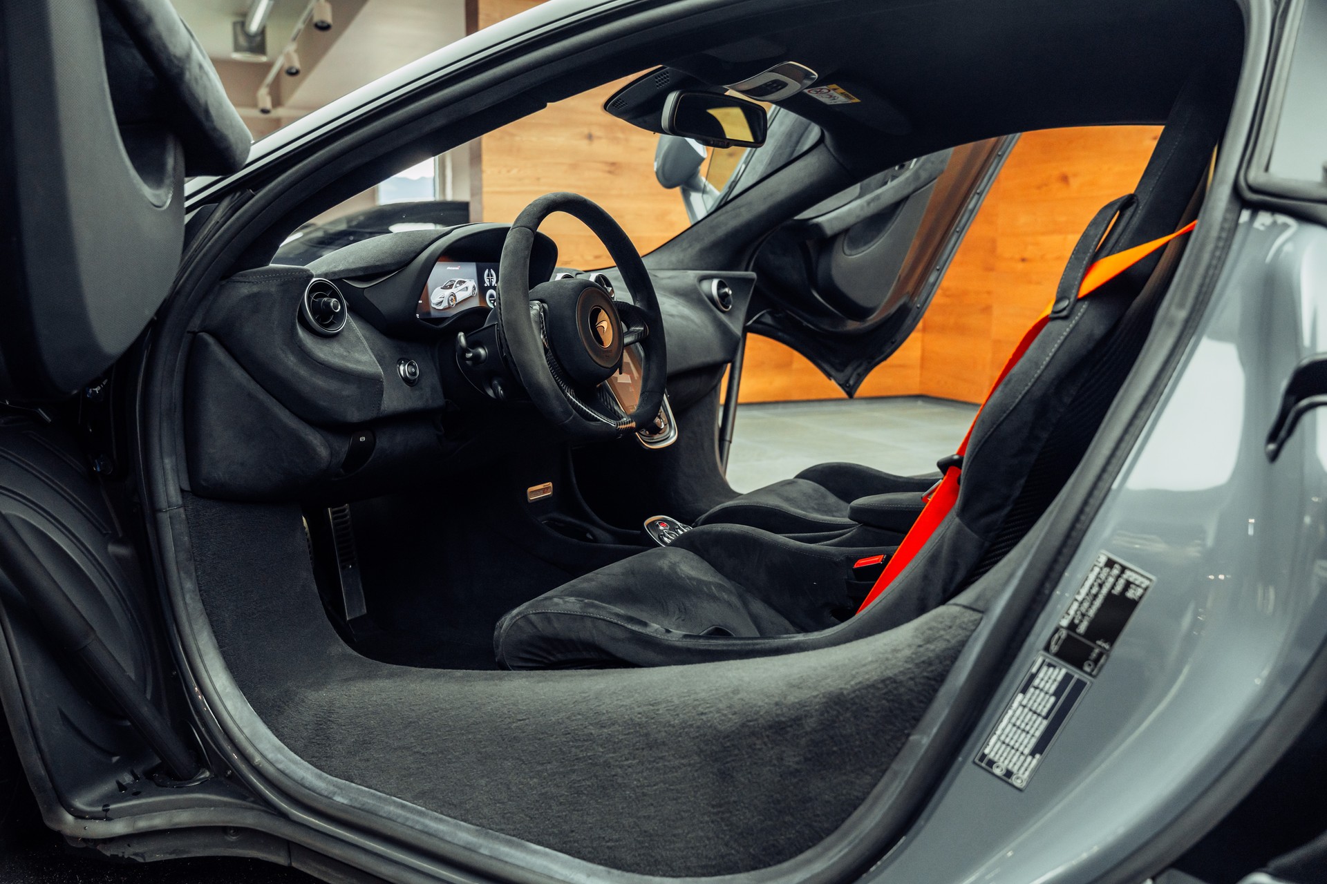 McLAREN 600LT Coupé 3.8 V8 SSG Chicane Effect-image-10