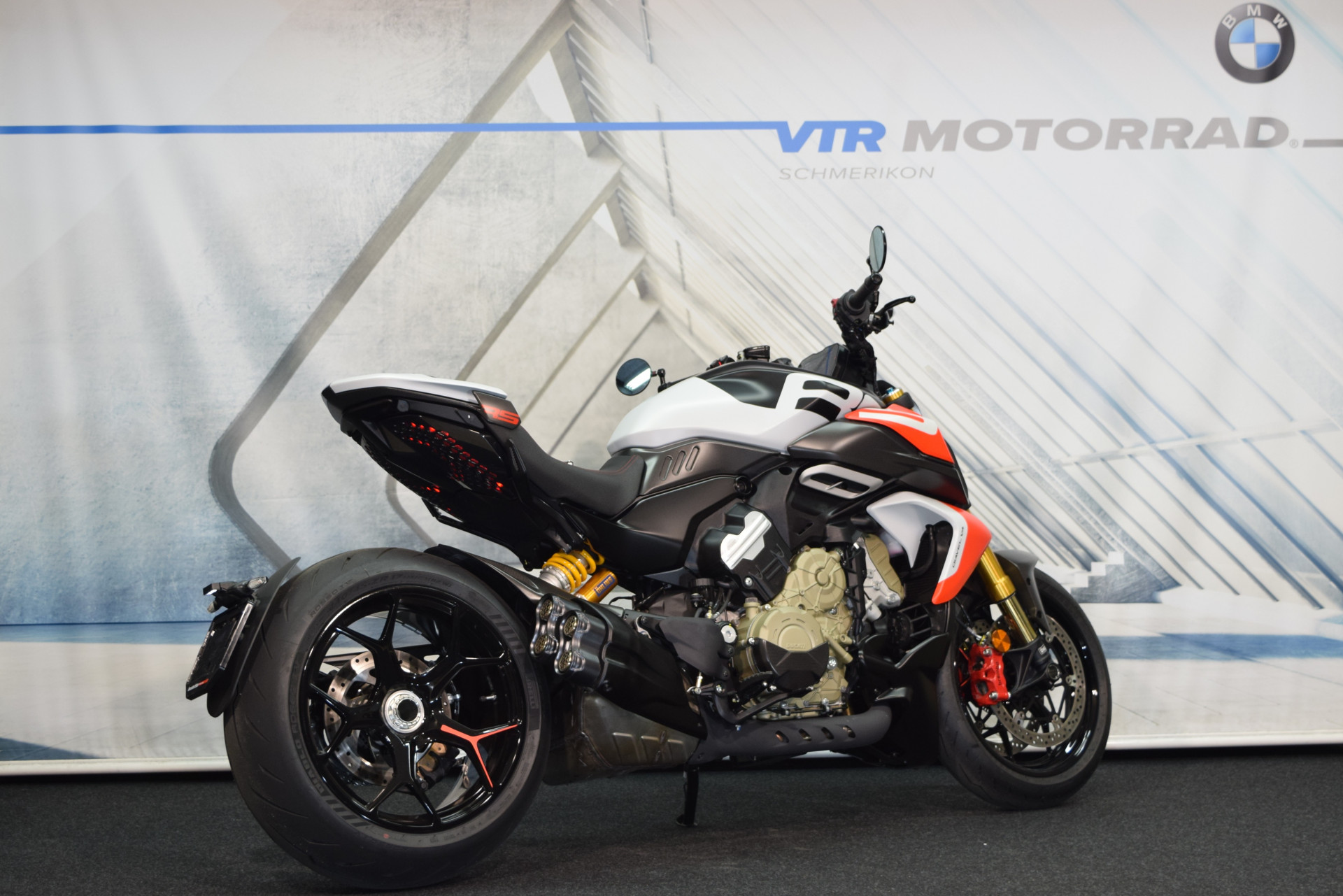 DUCATI Diavel 1103 V4 RS RS-showroom-element-2