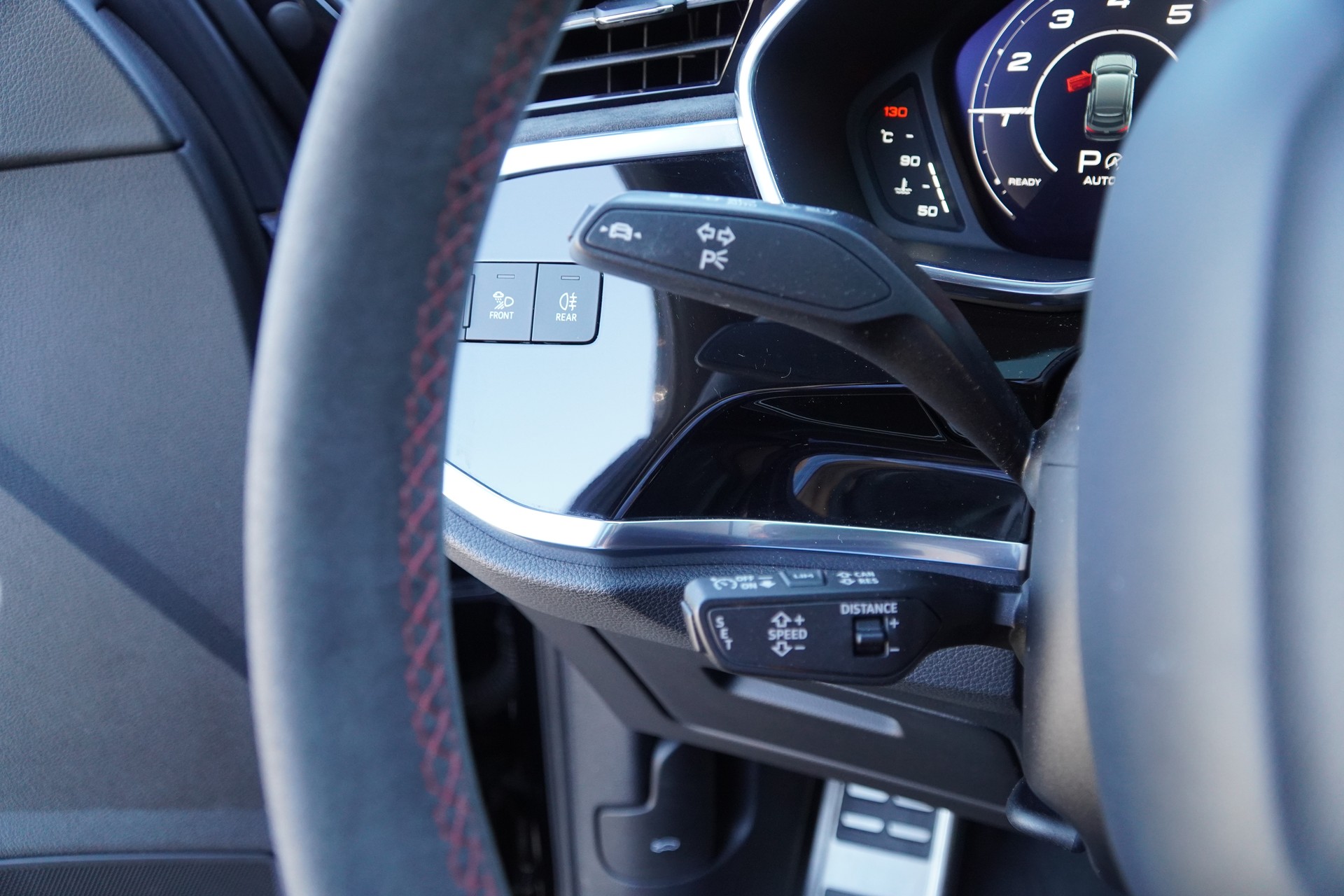 AUDI RS Q3 Sportback quattro S tronic-image-15
