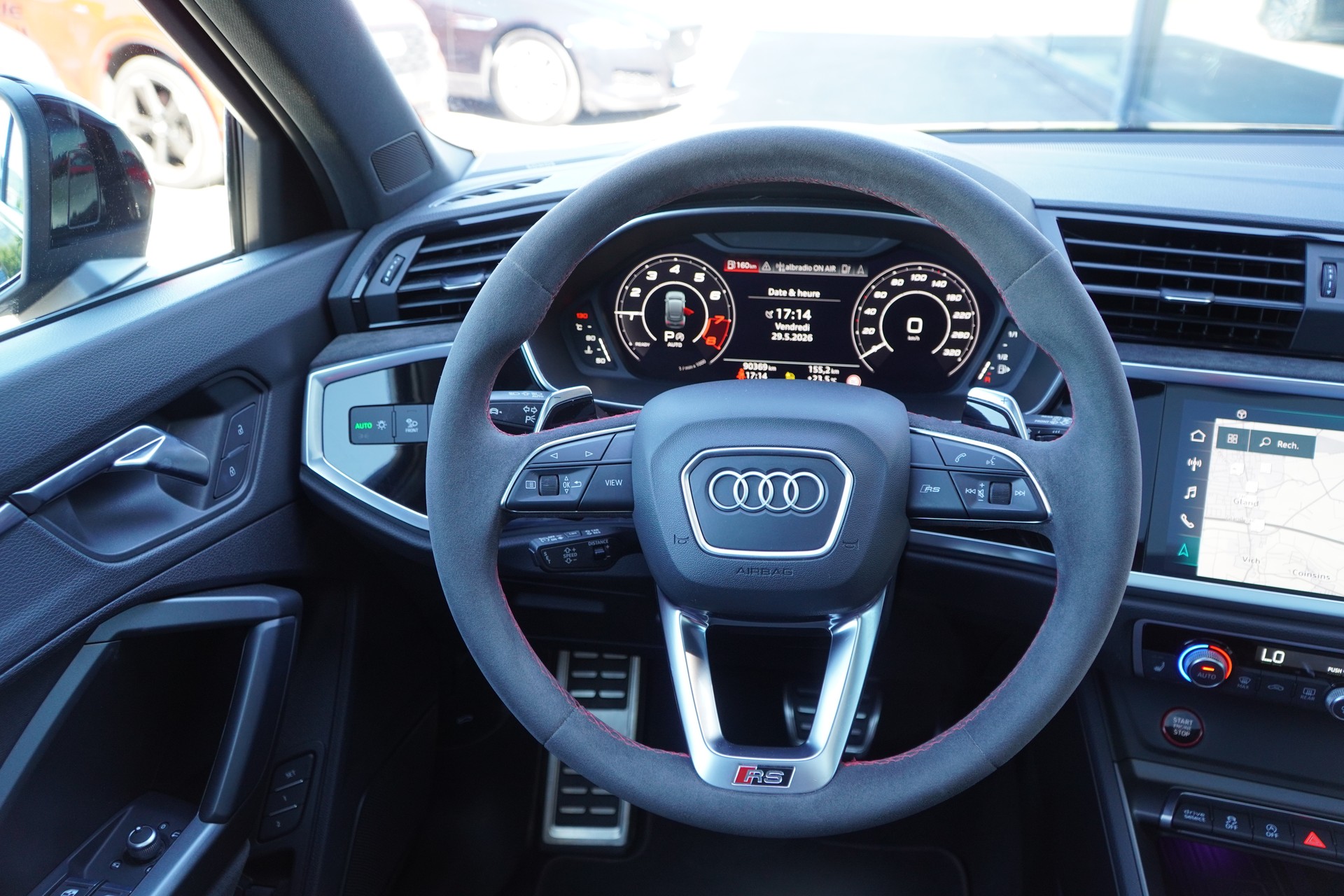AUDI RS Q3 Sportback quattro S tronic-image-14