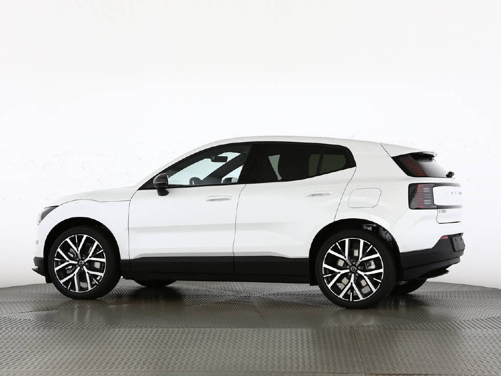VOLVO EX 30 P8 Plus AWD-showroom-element-3