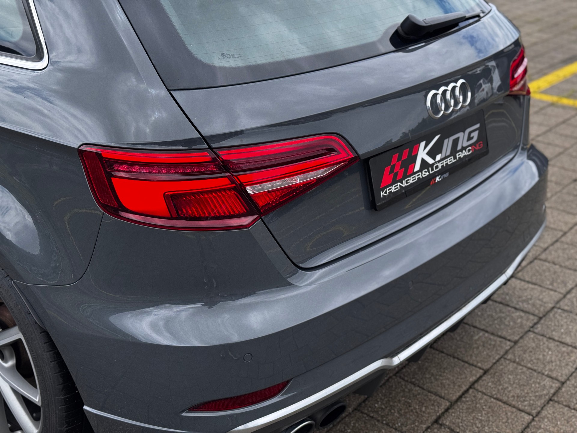 AUDI S3 Sportback 2.0 TFSI quattro S-tronic-image-7