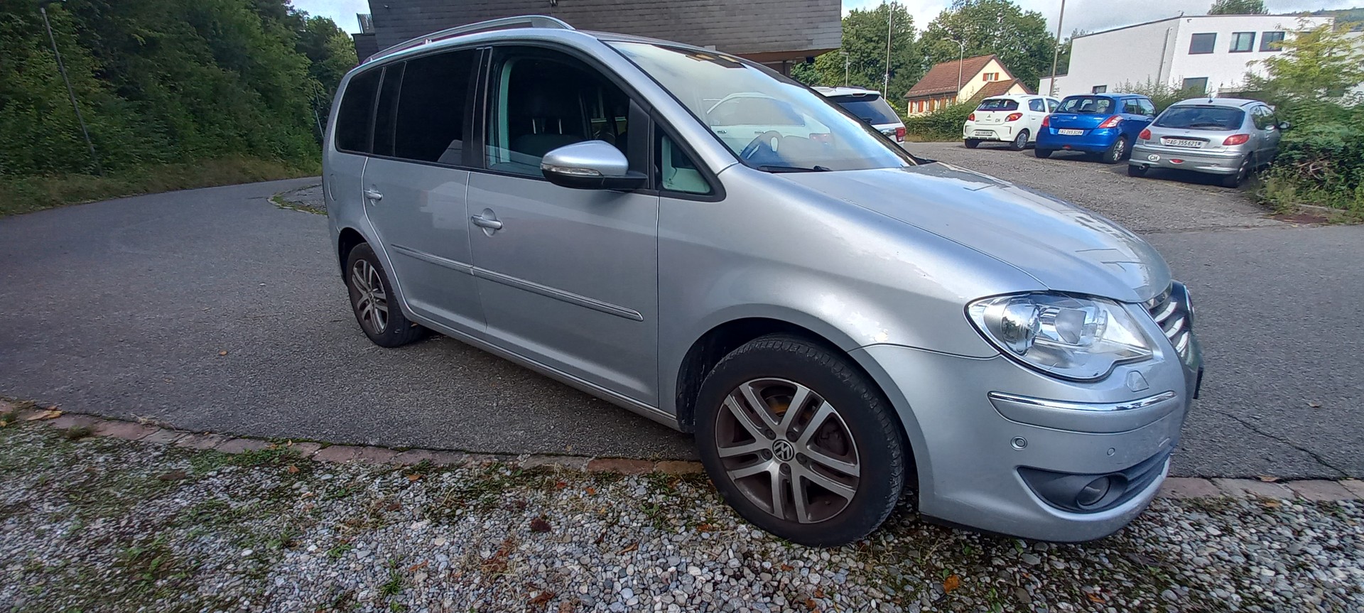 VW Touran 1.4 TSI Trendline-image-10