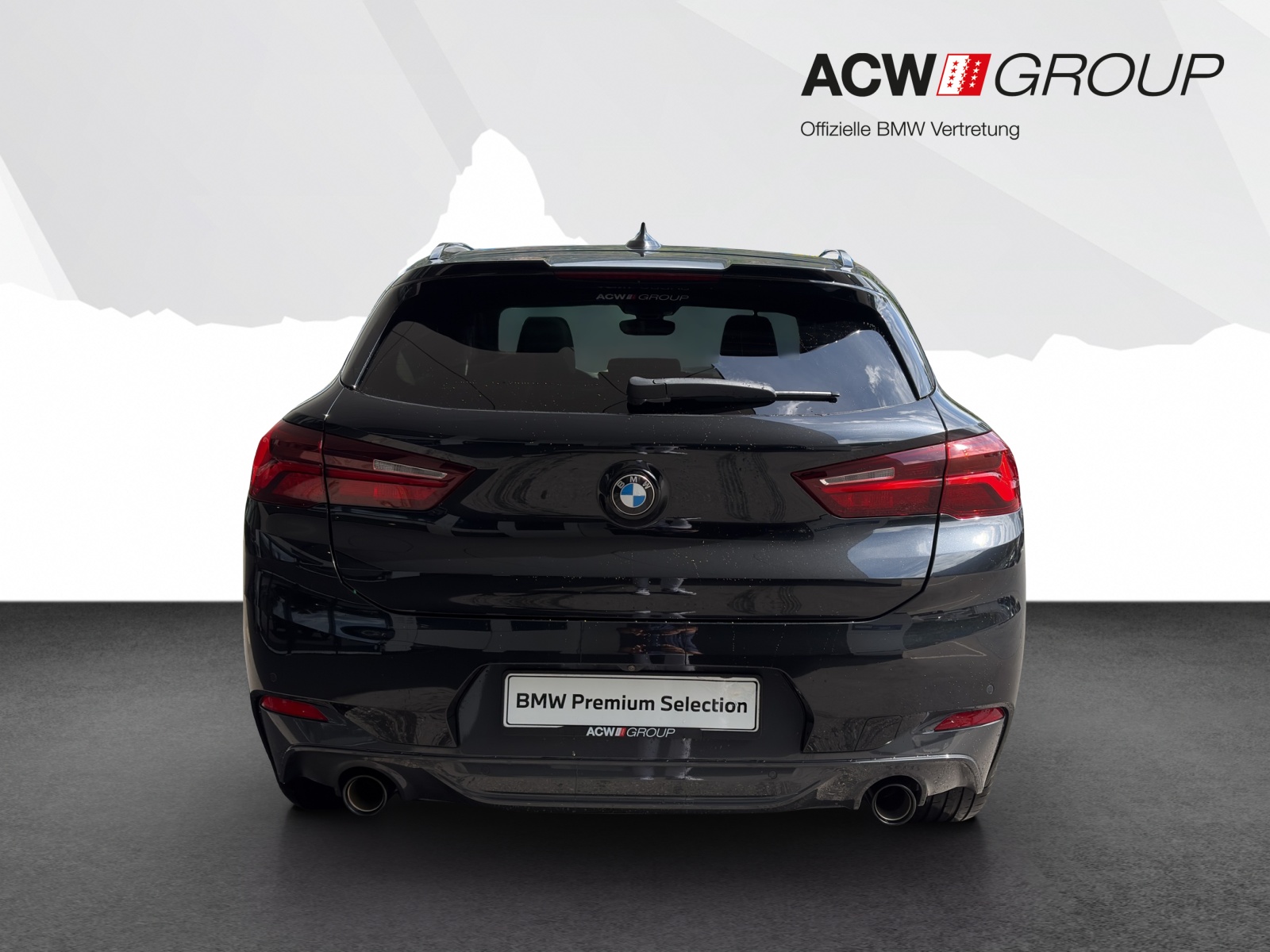 BMW X2 20i xDrive-showroom-element-3