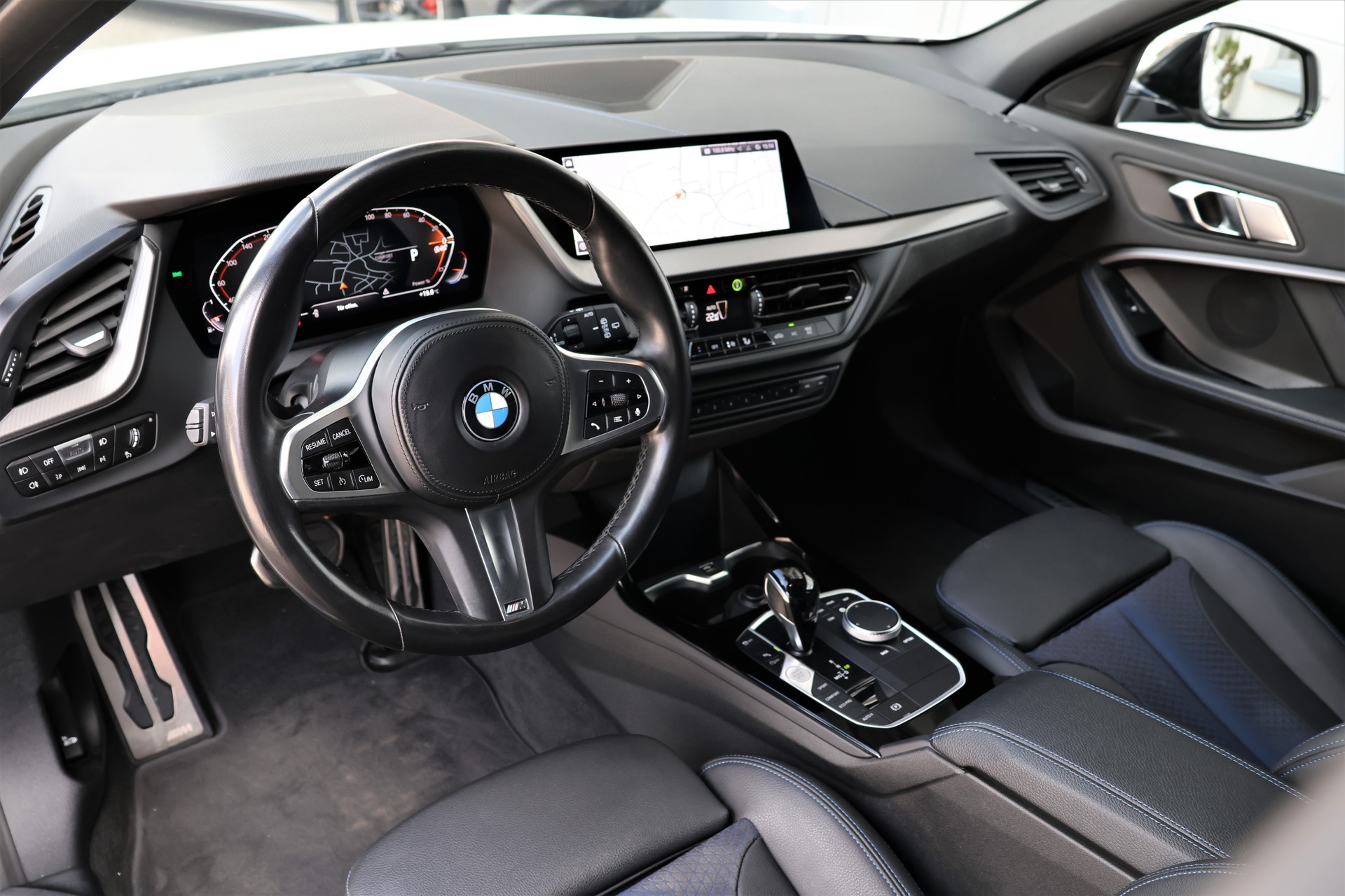BMW 118i M Sport Steptronic (CH)-image-9