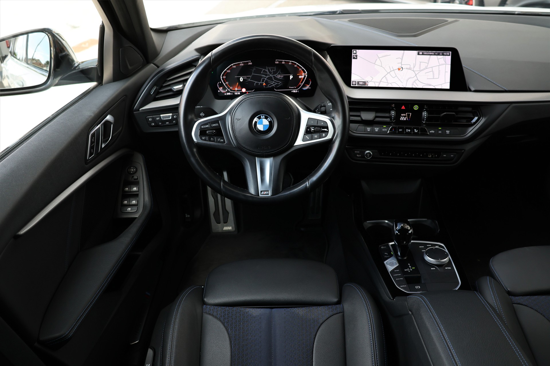 BMW 118i M Sport Steptronic (CH)-image-12