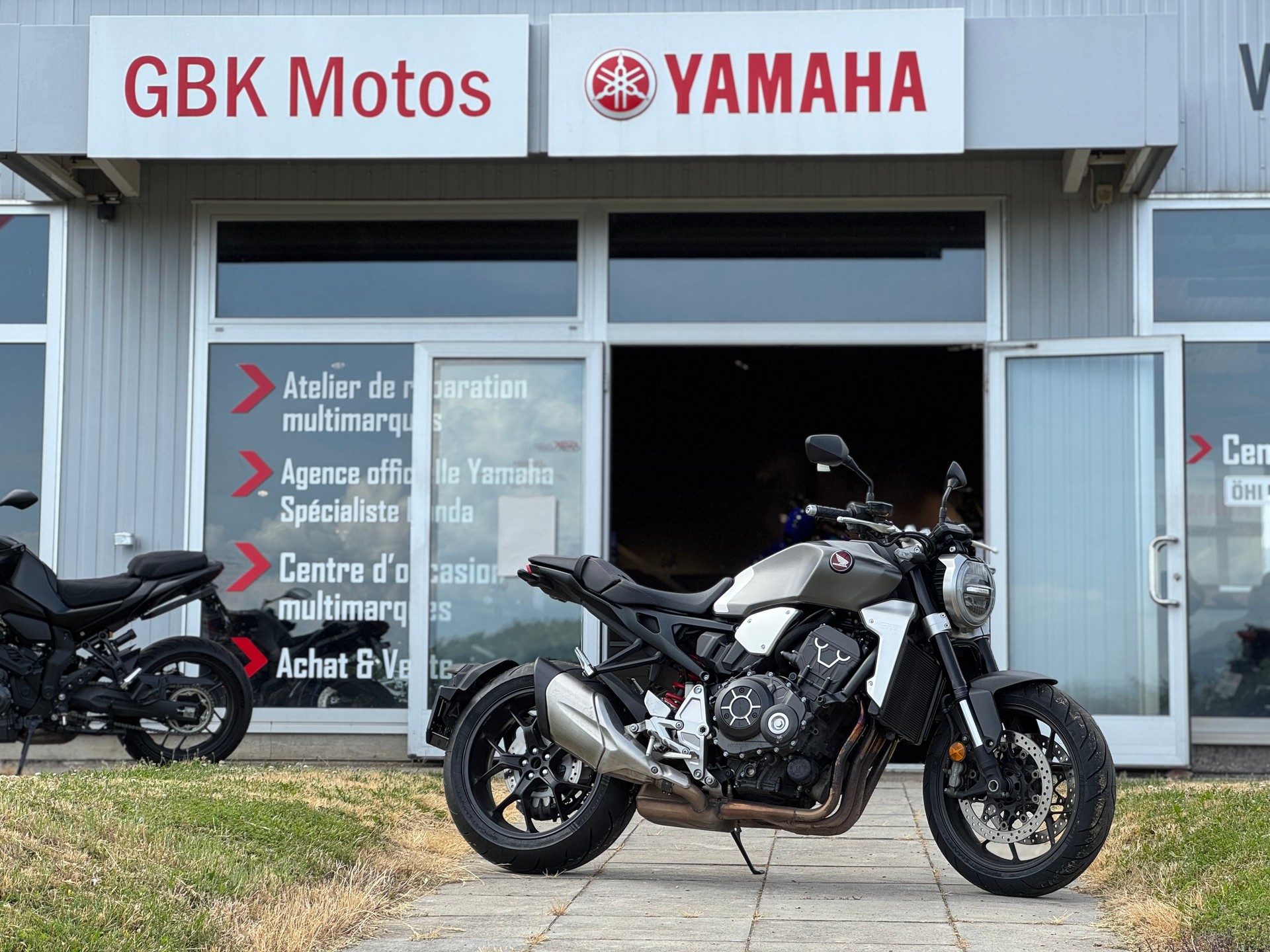 HONDA CB 1000 R ABS-image-0