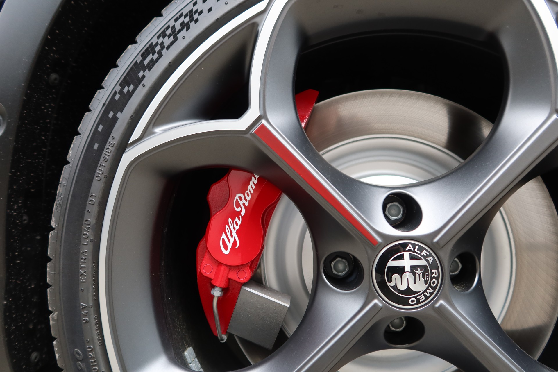 ALFA ROMEO Junior 280 54kWh Veloce Sport/Tech/Sky-image-7